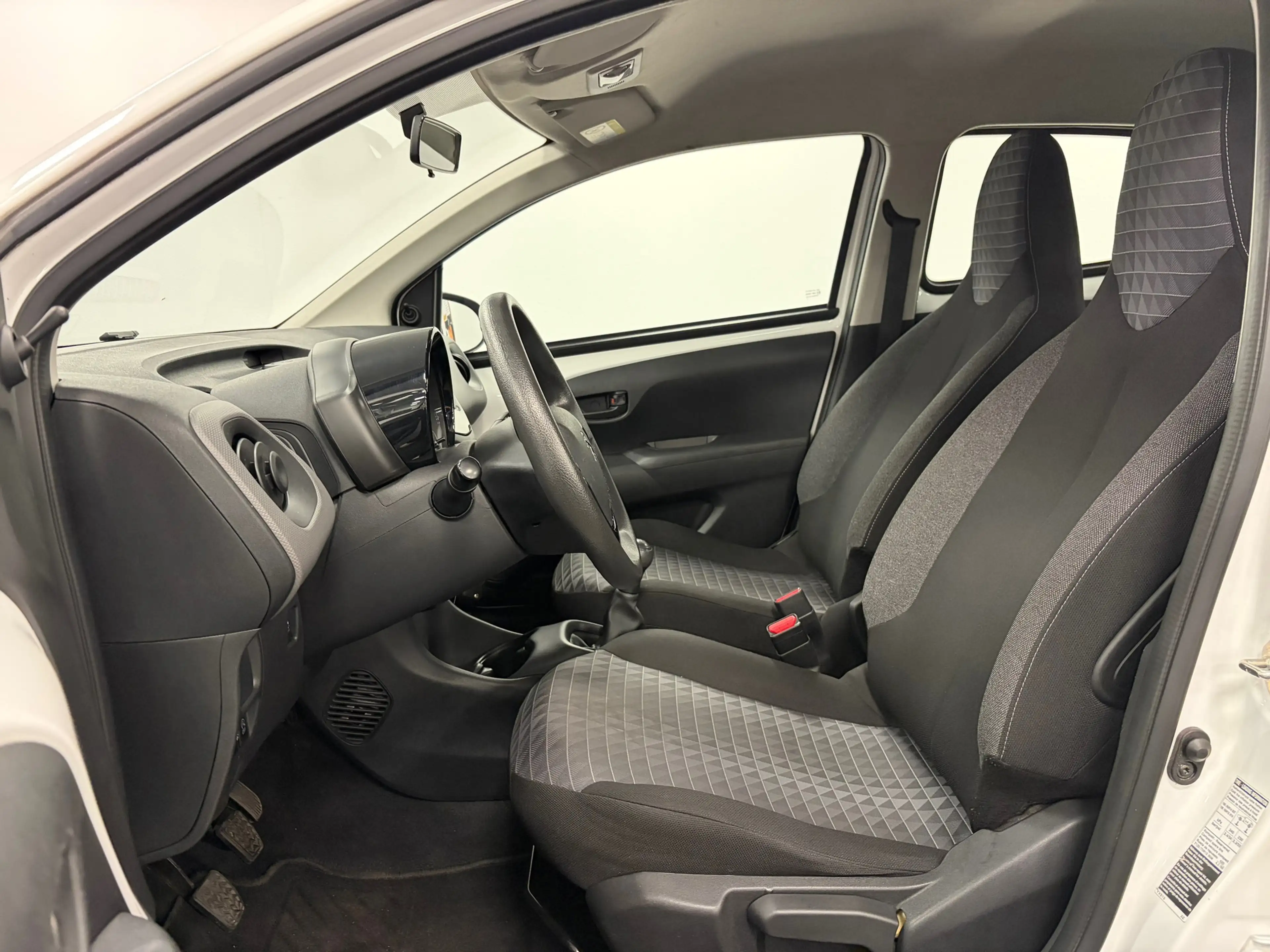 Peugeot 108 1.0 e-VTi Active*NAP*Camera*Carplay*Airco*Elektr.R — photo 31