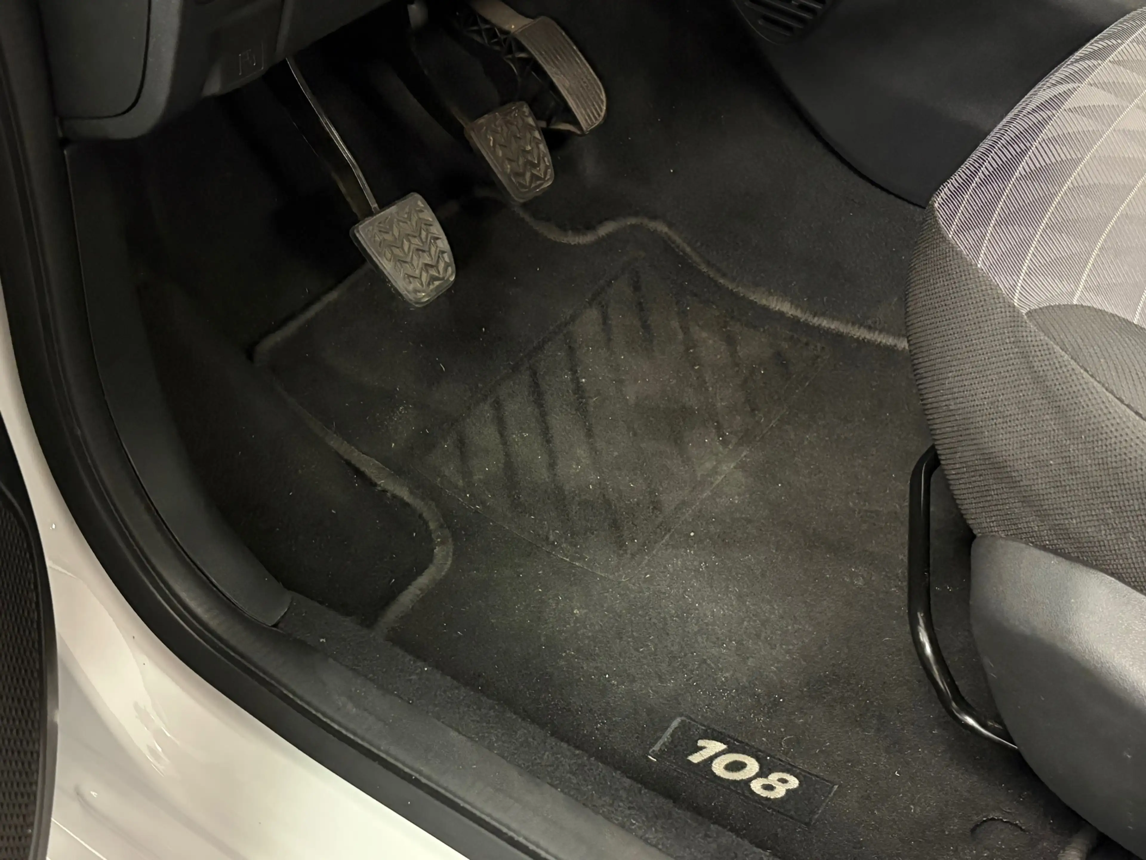 Peugeot 108 1.0 e-VTi Active*NAP*Camera*Carplay*Airco*Elektr.R — photo 16