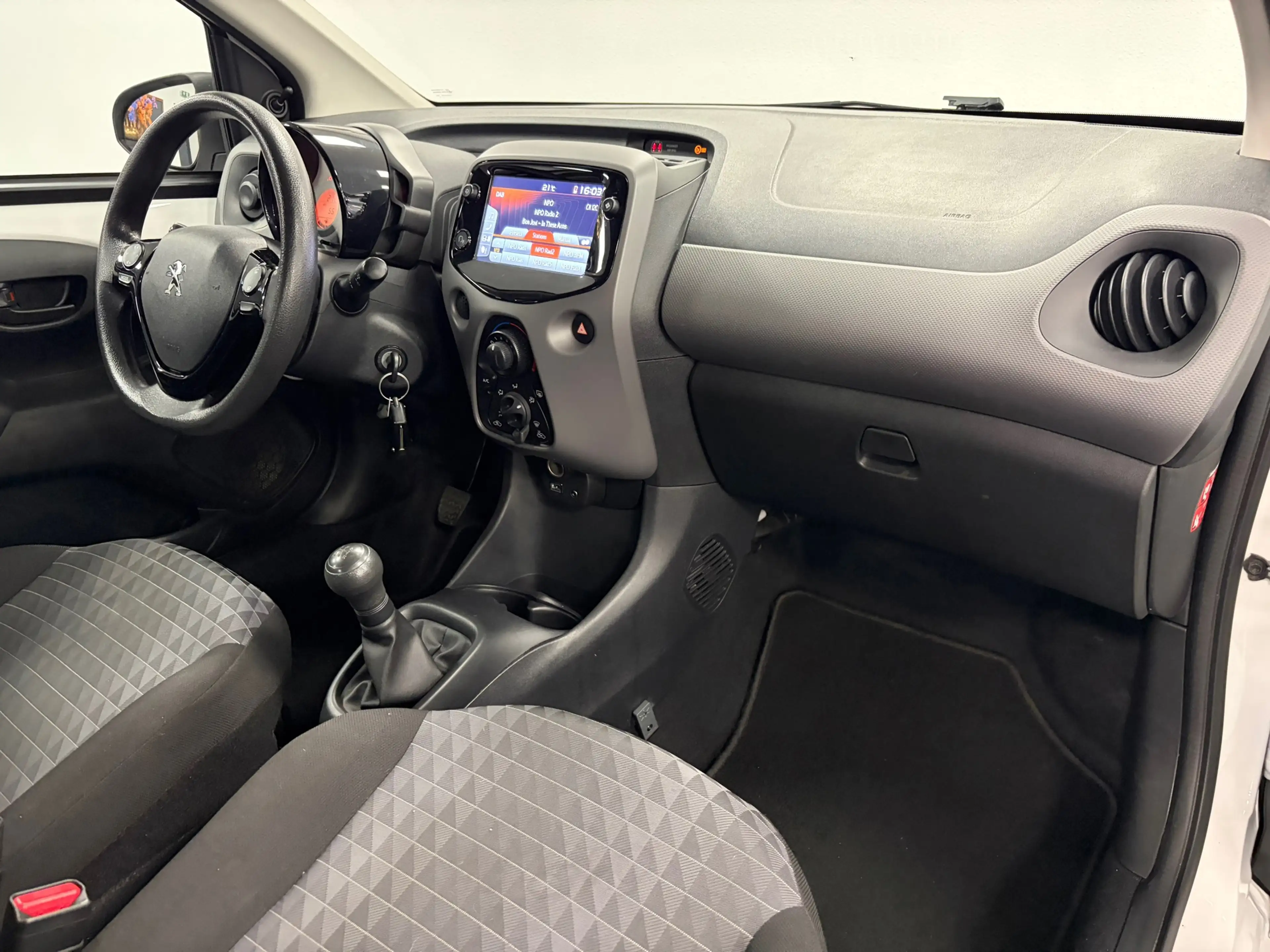 Peugeot 108 1.0 e-VTi Active*NAP*Camera*Carplay*Airco*Elektr.R — photo 27