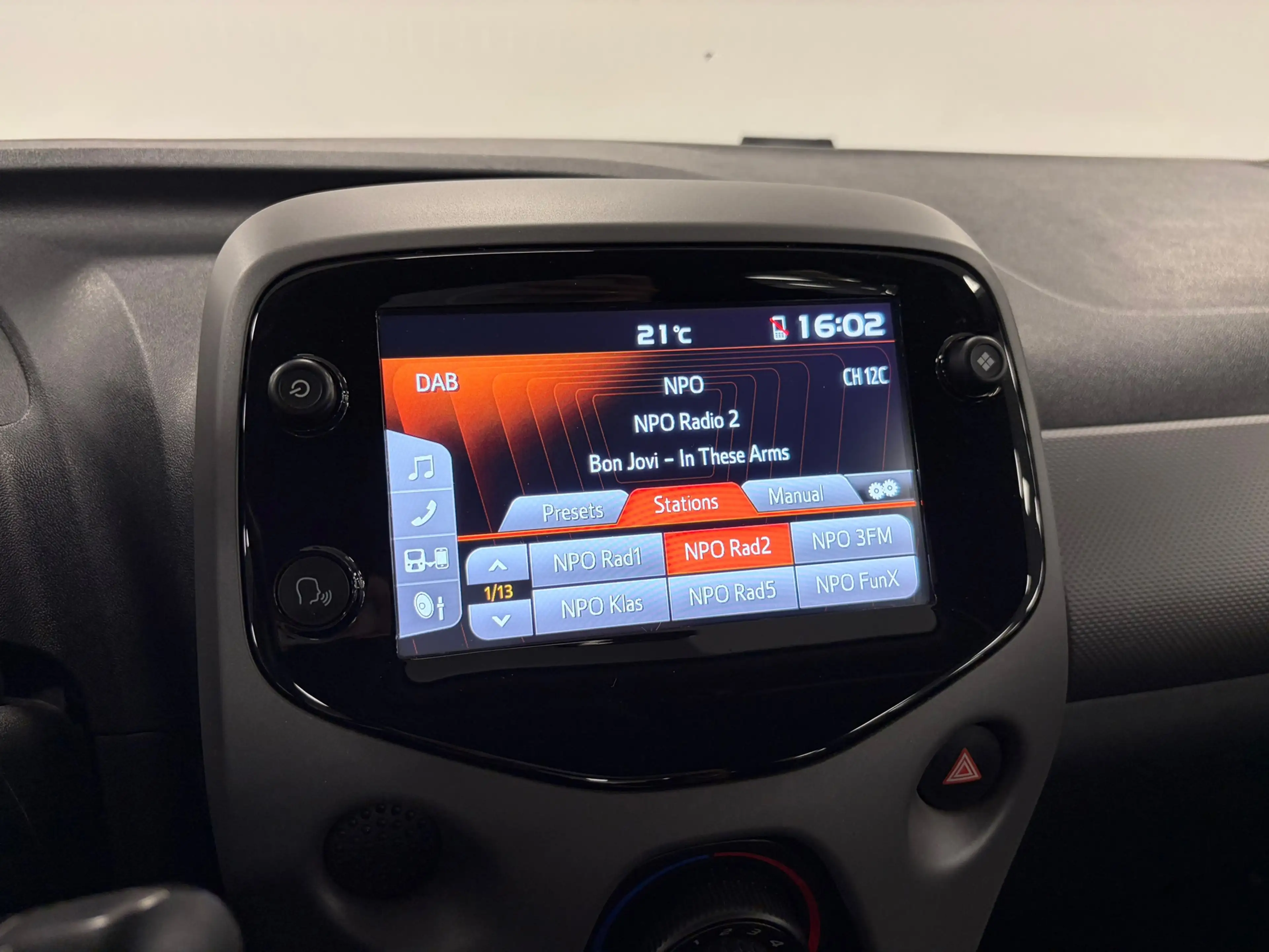Peugeot 108 1.0 e-VTi Active*NAP*Camera*Carplay*Airco*Elektr.R — photo 18