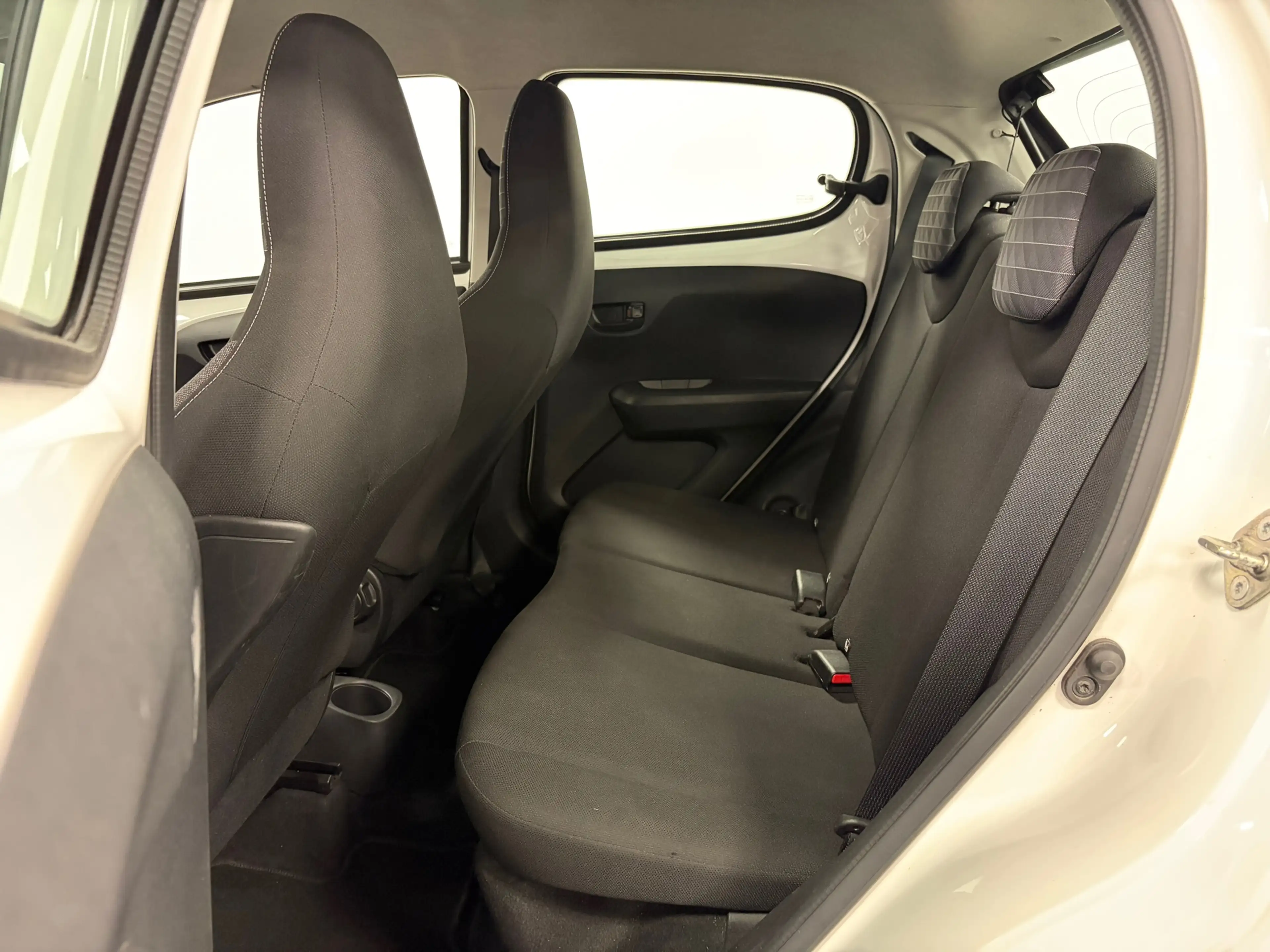 Peugeot 108 1.0 e-VTi Active*NAP*Camera*Carplay*Airco*Elektr.R — photo 32