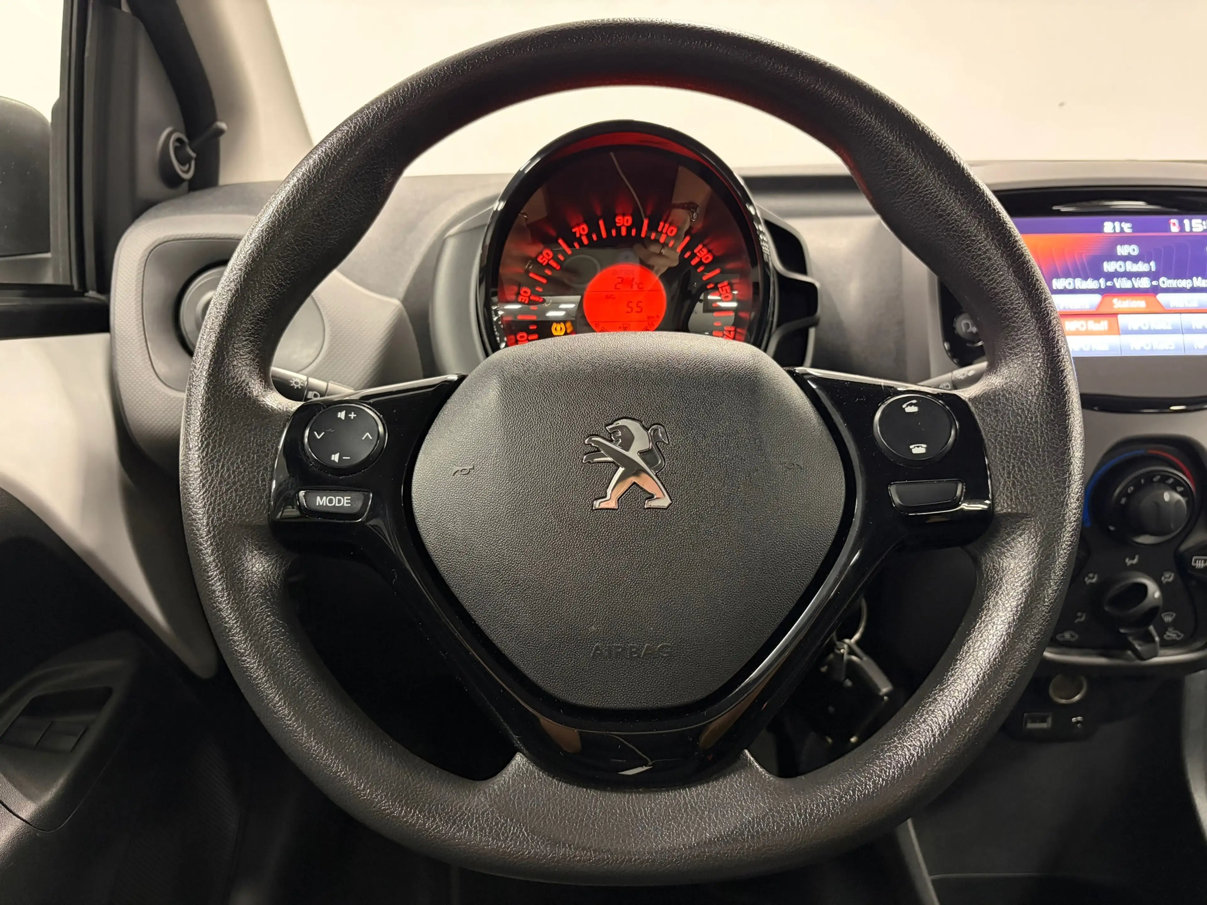 Peugeot 108 1.0 e-VTi Active*NAP*Camera*Carplay*Airco*Elektr.R — photo 12