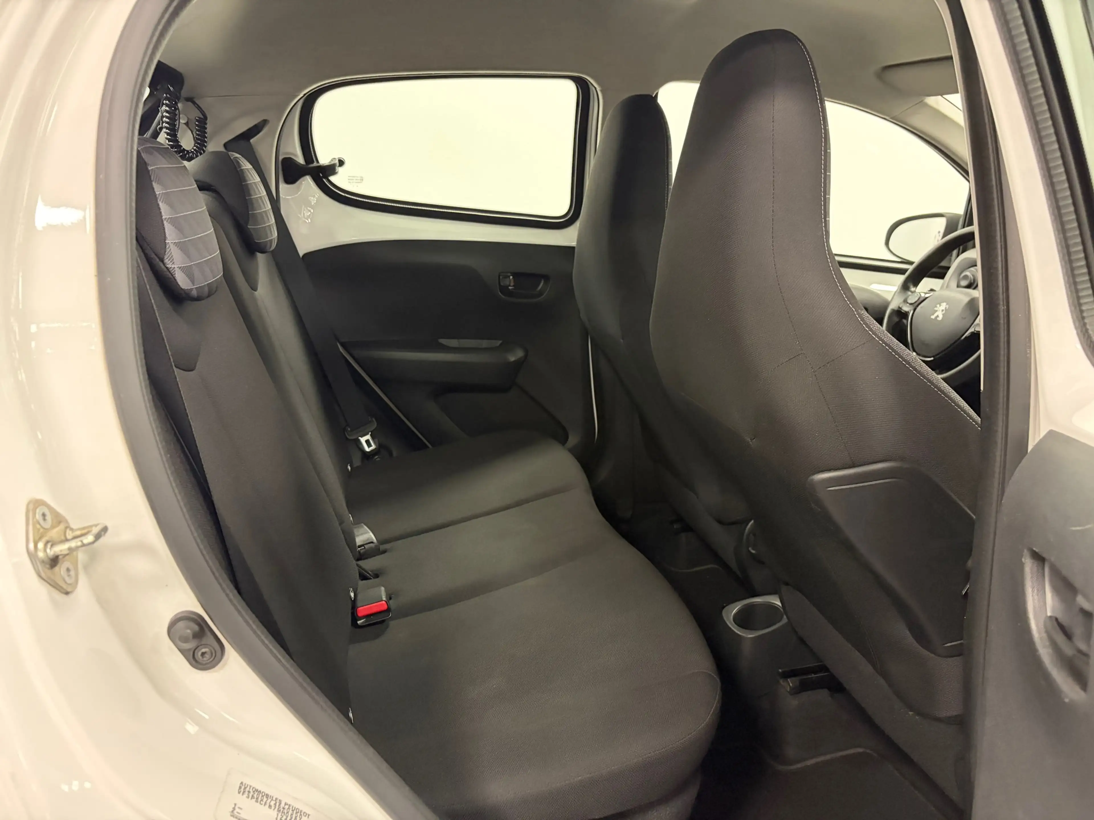 Peugeot 108 1.0 e-VTi Active*NAP*Camera*Carplay*Airco*Elektr.R — photo 29