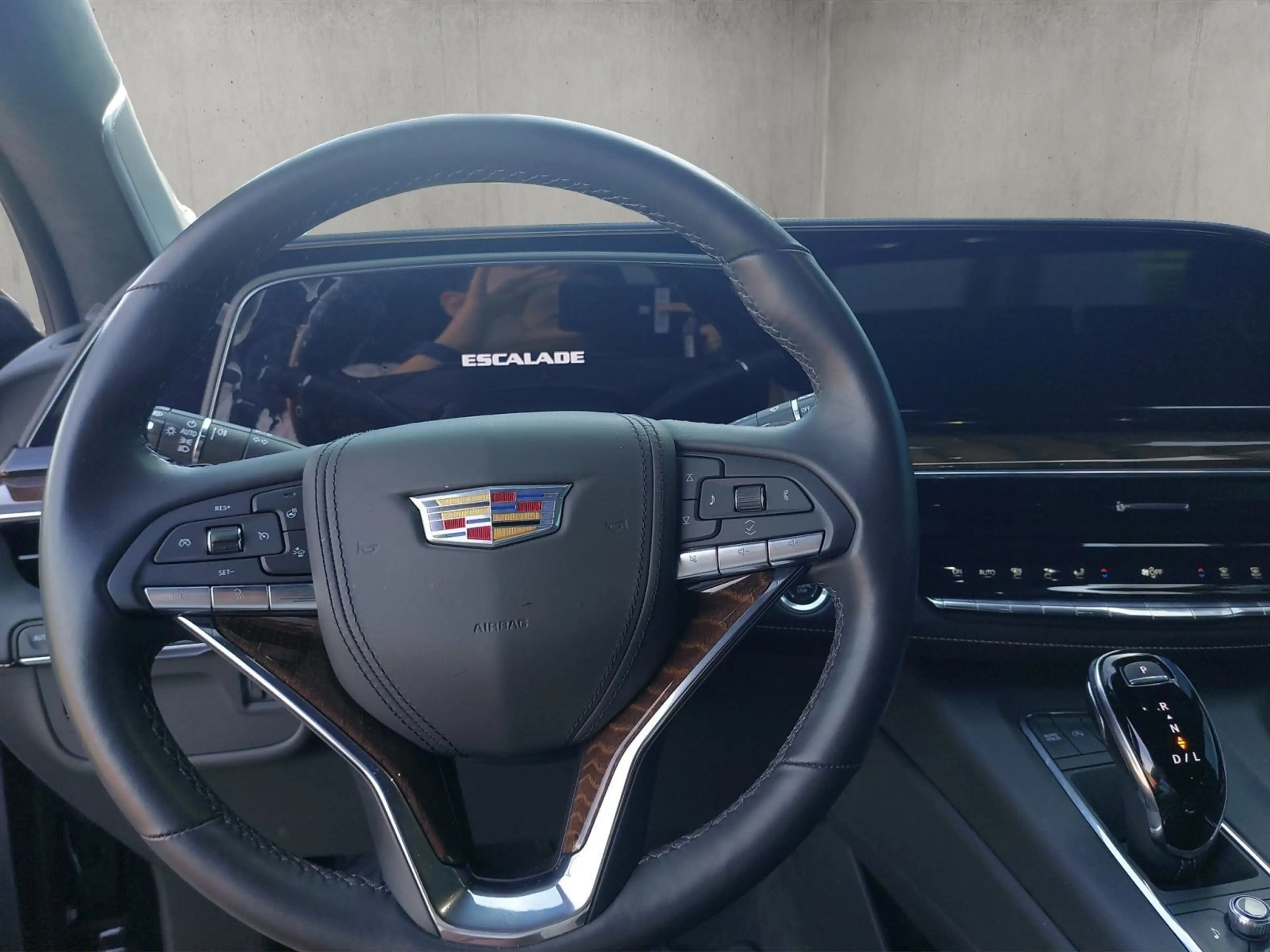 Cadillac Escalade Cadillac Escalade 4WD Sport Platinum — photo 10