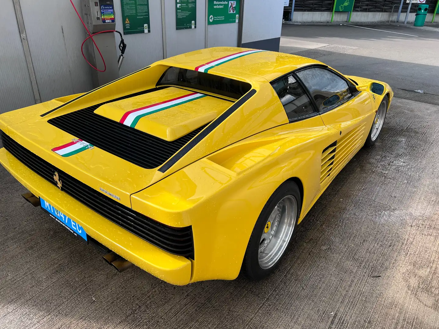 Ferrari Testarossa Testarossa Желтый - 2