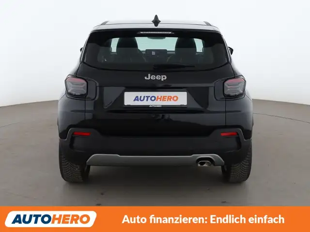 Jeep Avenger view 5