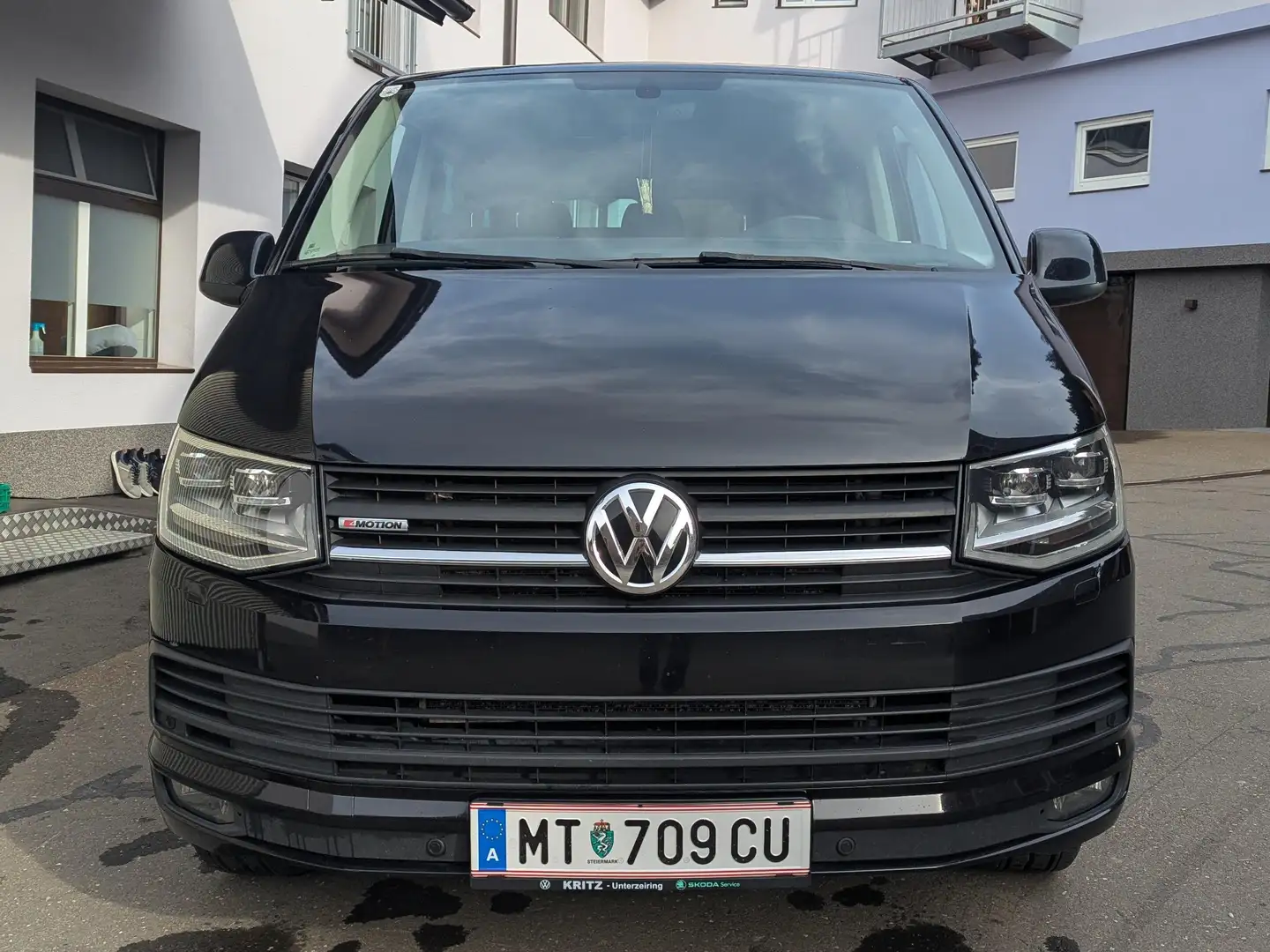 Volkswagen T6 Caravelle Caravelle 2,0 TDI 4Motion LR Langer Radstand Schwarz - 2