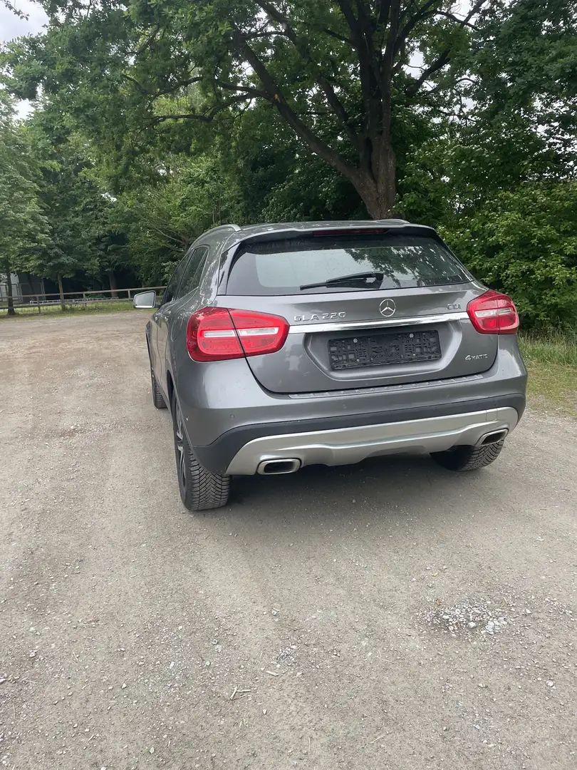Mercedes-Benz GLA 220 CDI 7G-DCT - 2