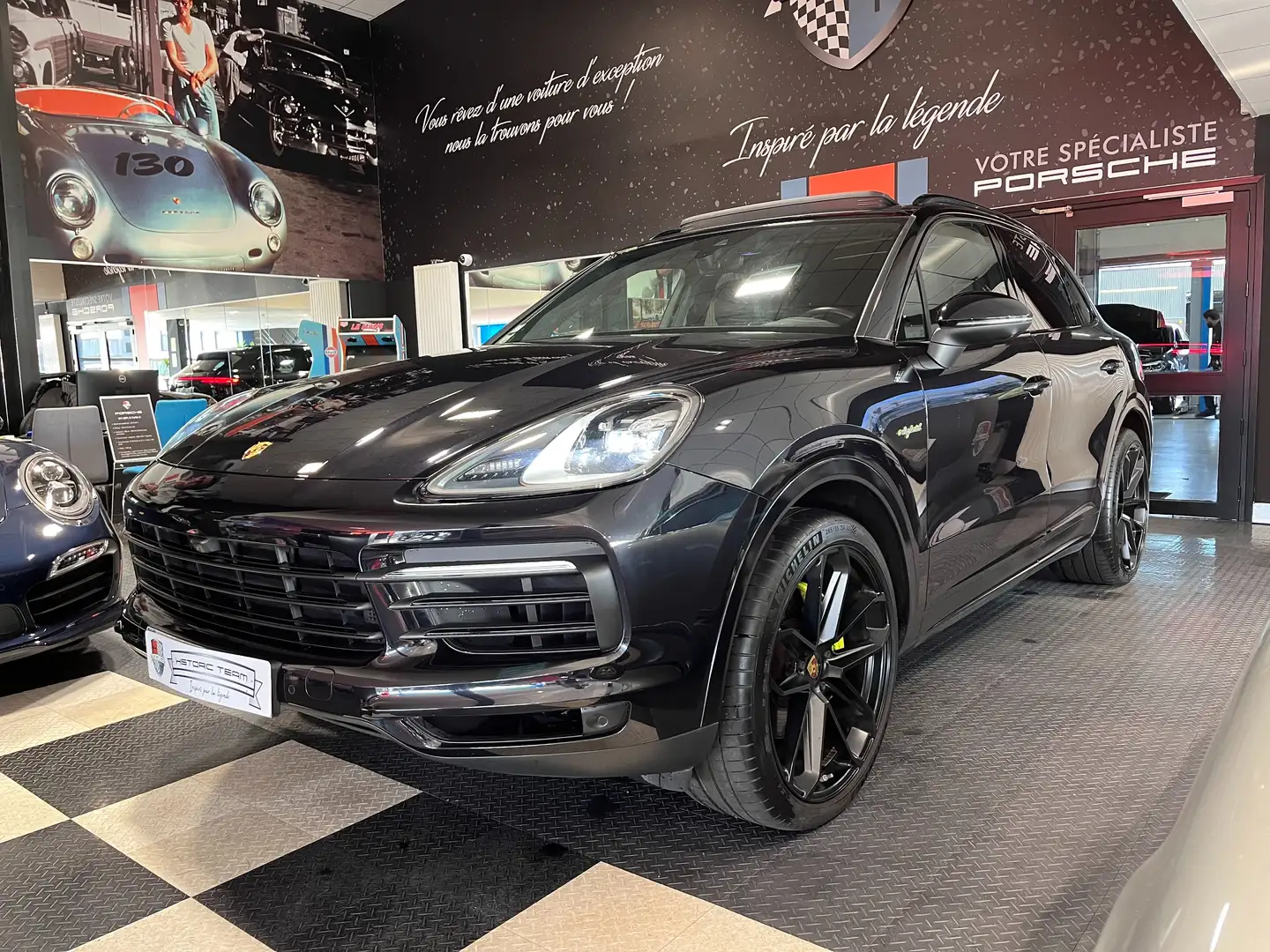 Porsche Cayenne 3.0 V6 462CH E-HYBRID Noir - 1