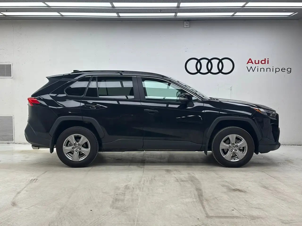 Toyota RAV 4 photo Toyota RAV 4