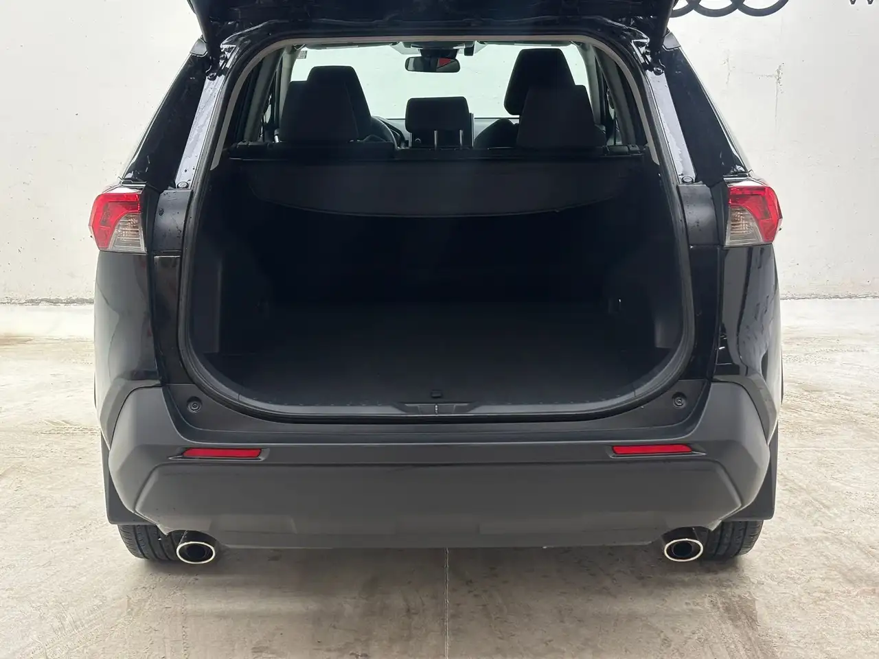 Toyota RAV 4 photo Toyota RAV 4