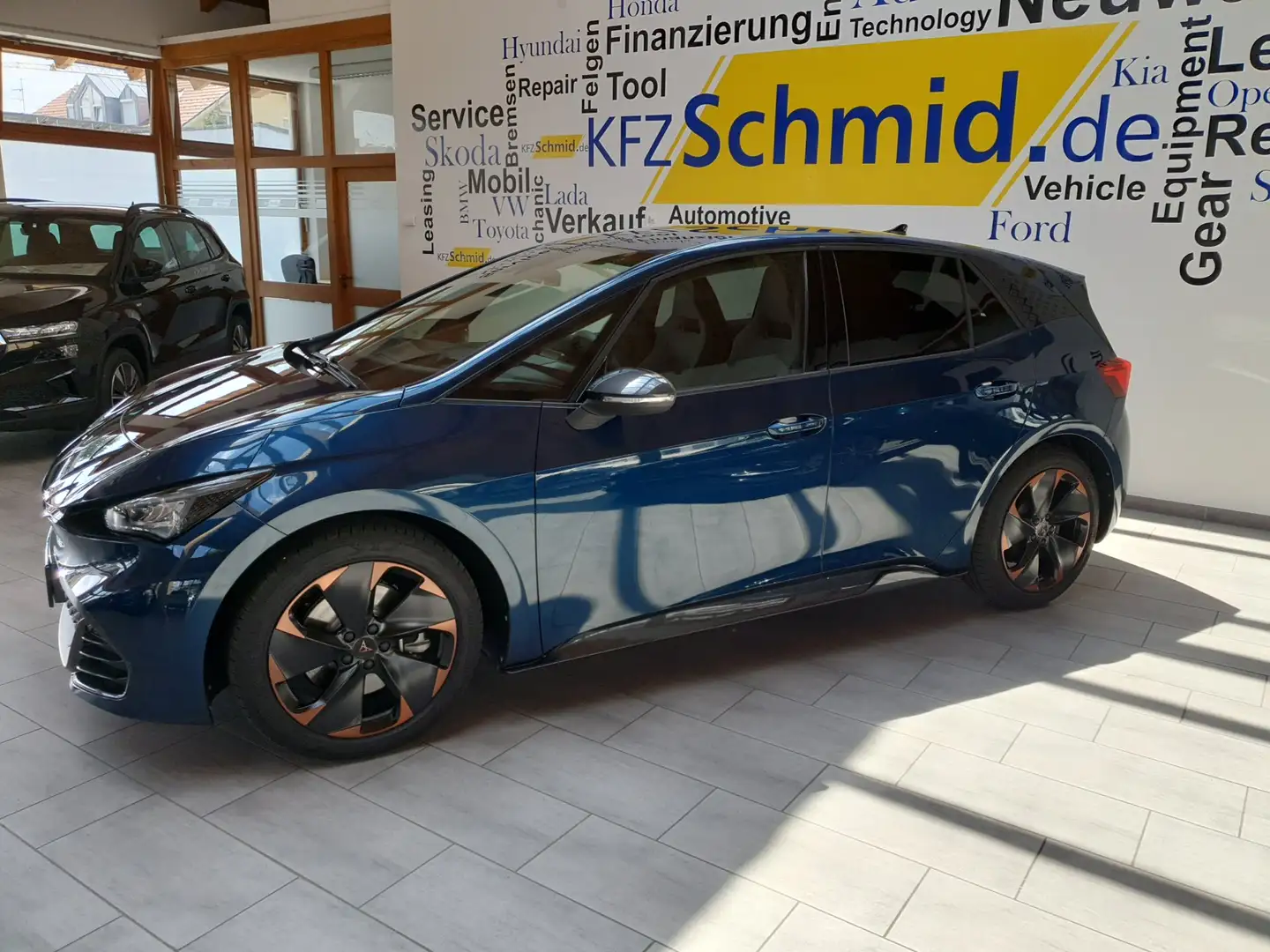 CUPRA Born 170KW 58Kwh * ACC * Beats * Wärmepumpe * Modrá - 2