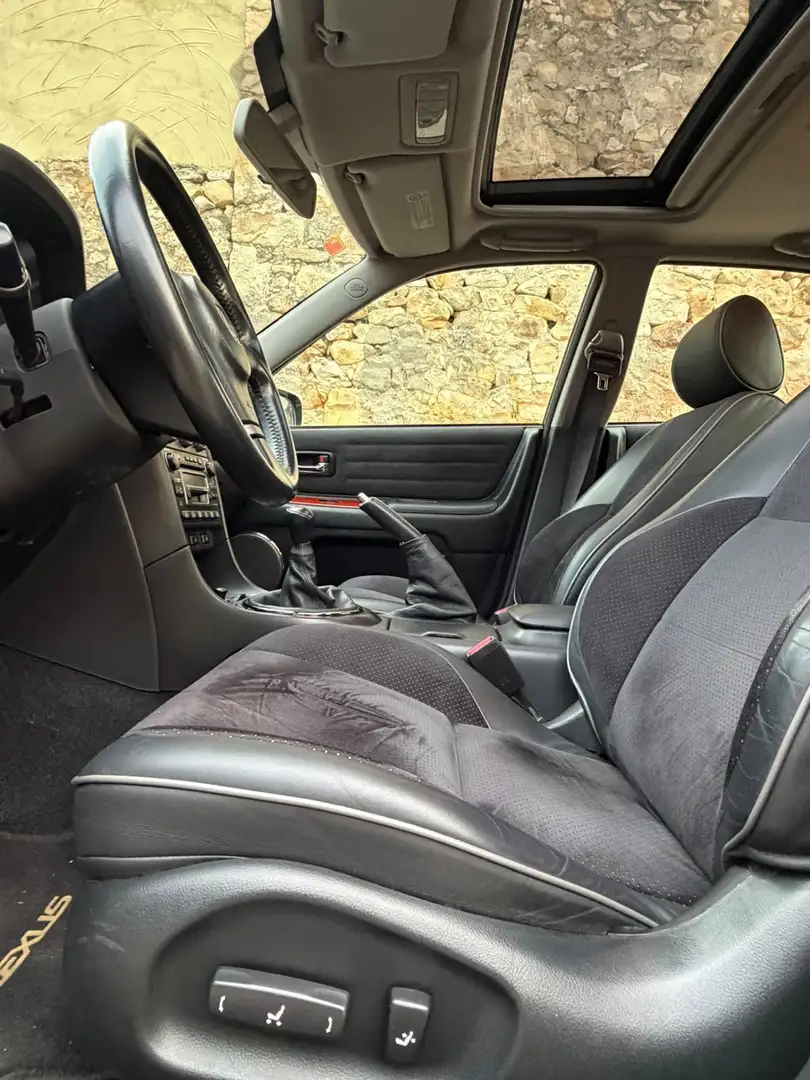 Lexus IS 200 Premium - 2