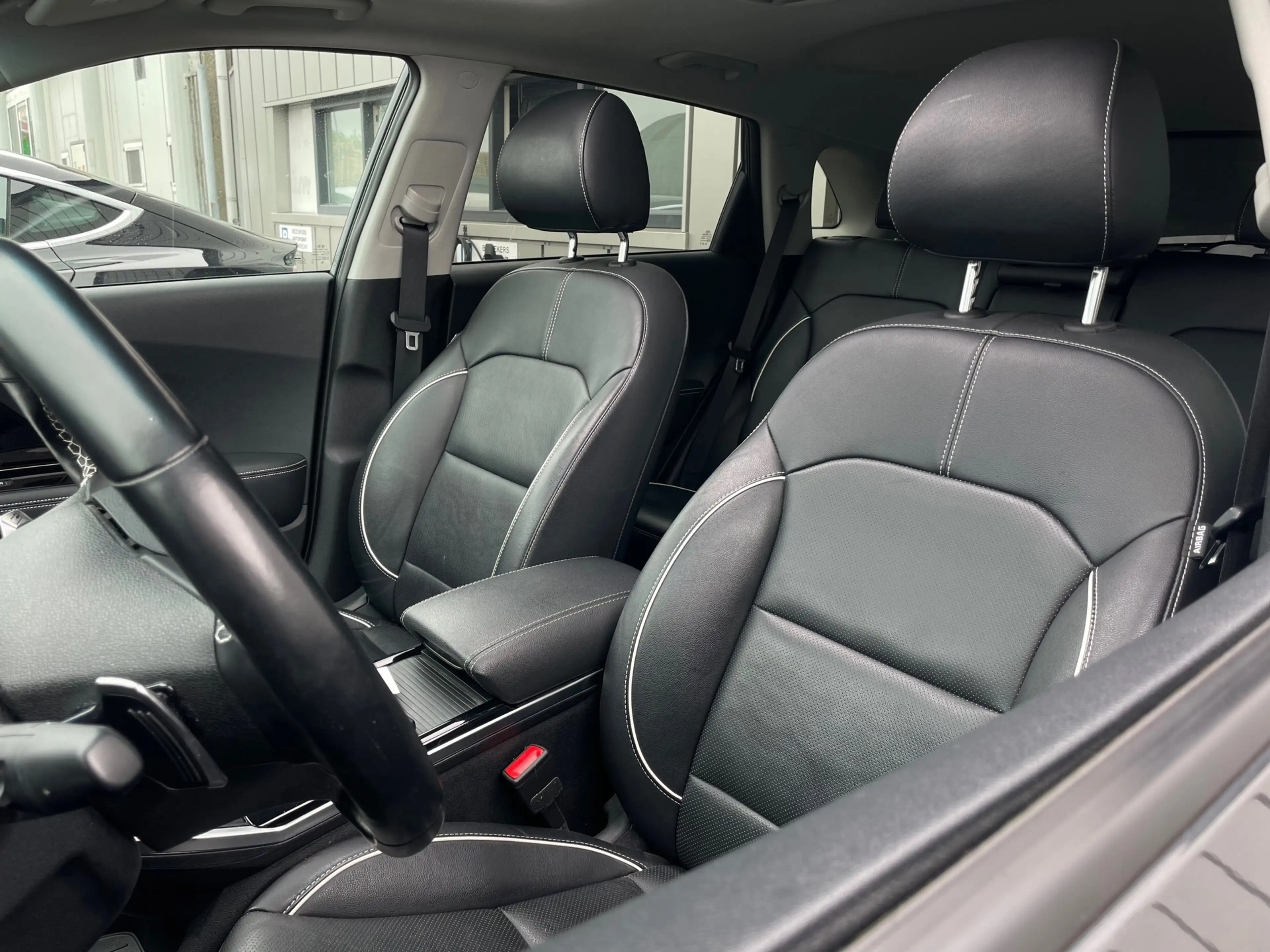 Kia e-Niro Executiveline 64kWh 100%SOH FASE 3 ORG NL|PANO|MEM — photo 8