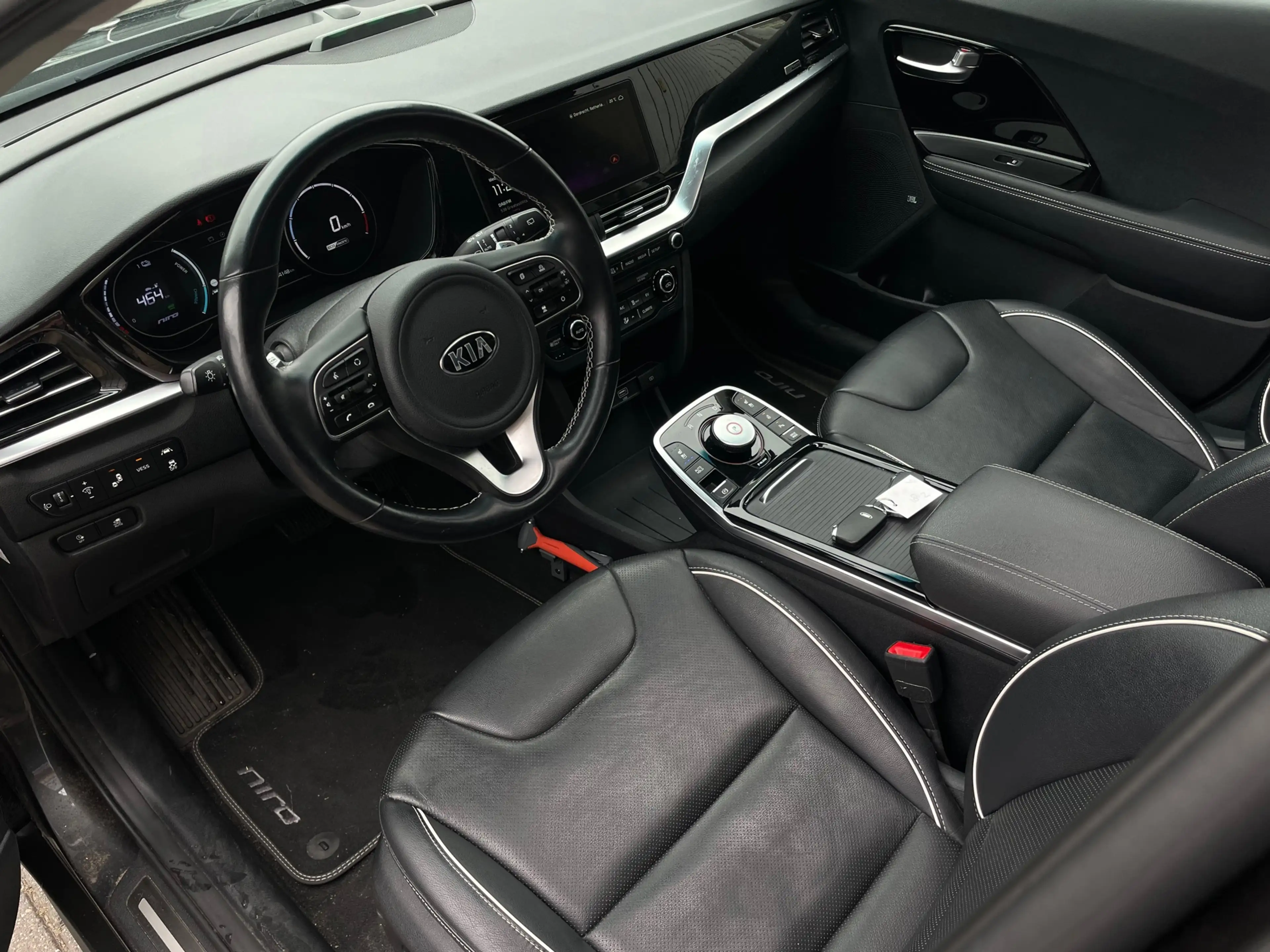 Kia e-Niro Executiveline 64kWh 100%SOH FASE 3 ORG NL|PANO|MEM — photo 7
