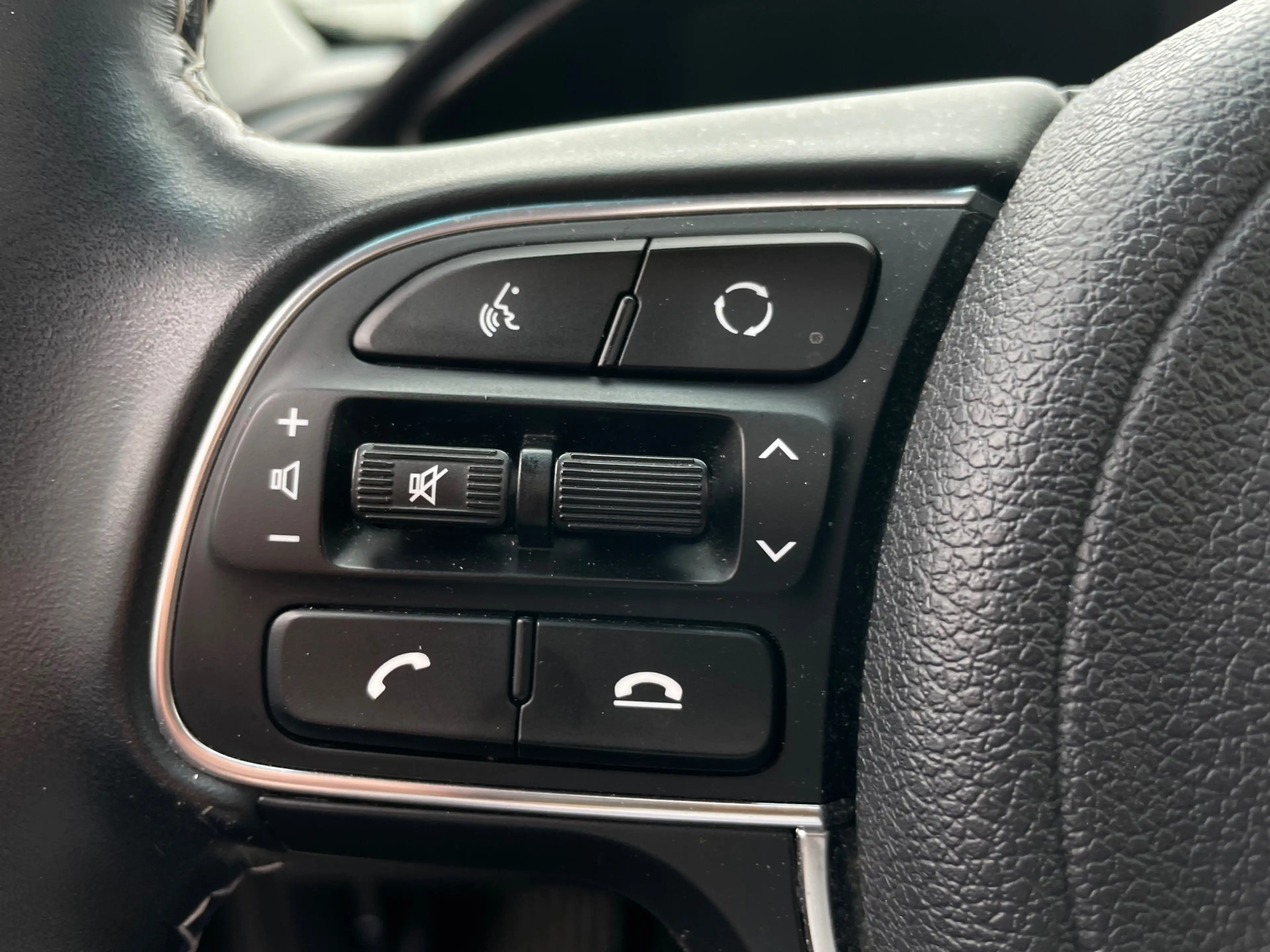Kia e-Niro Executiveline 64kWh 100%SOH FASE 3 ORG NL|PANO|MEM — photo 14
