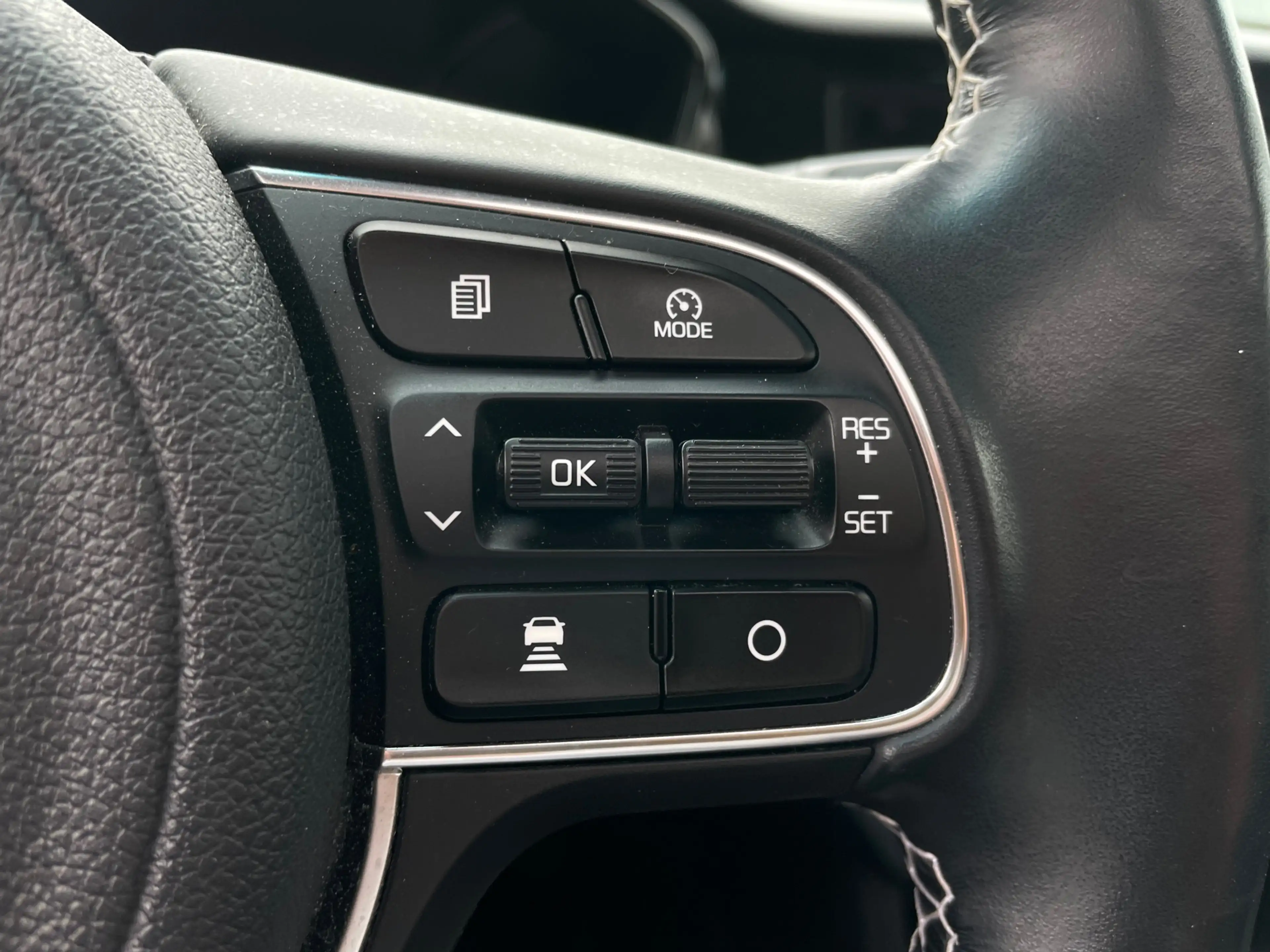 Kia e-Niro Executiveline 64kWh 100%SOH FASE 3 ORG NL|PANO|MEM — photo 15