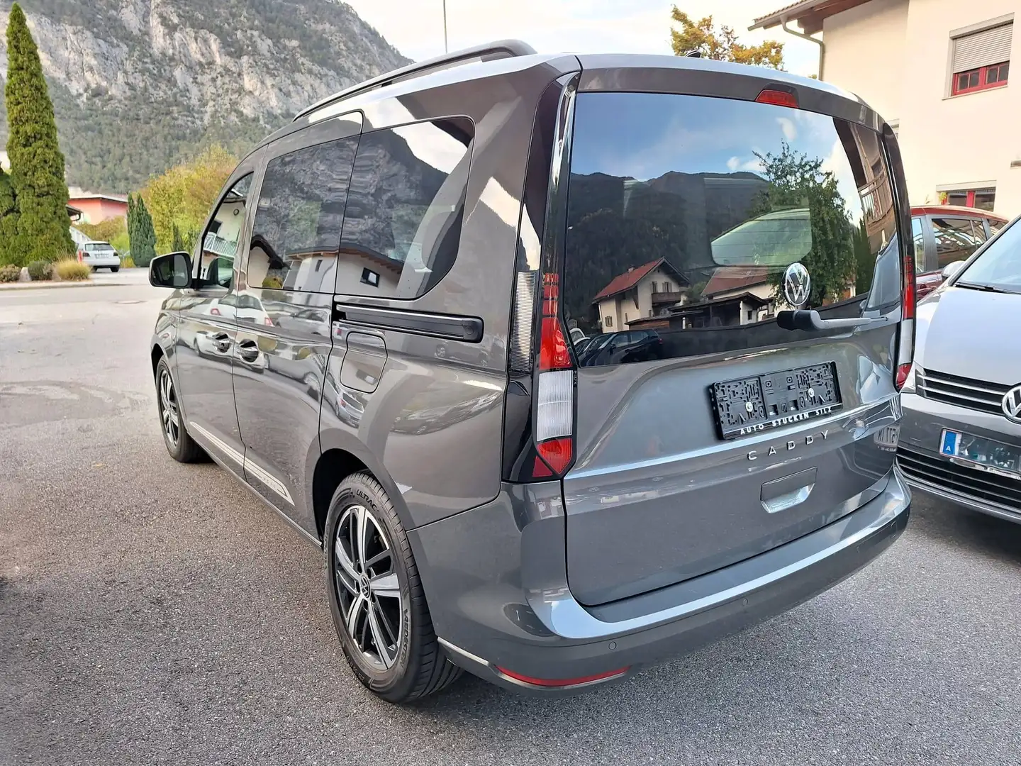 Volkswagen Caddy Move Grau - 2