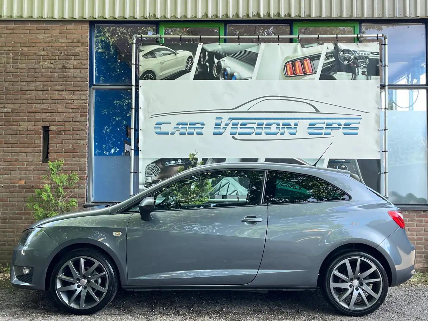 SEAT Ibiza SC 1.2 TSI FR|Automaat|Clima|Cruise| Szürke - 2