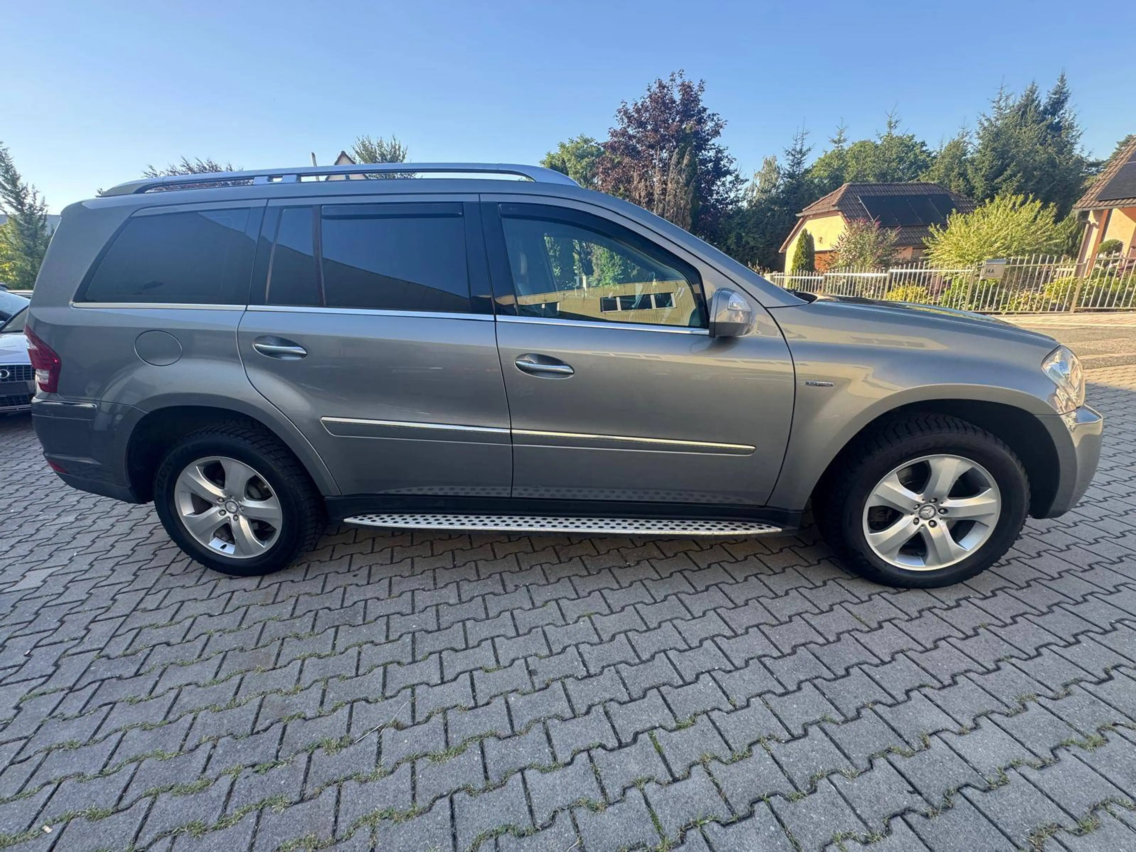 Mercedes-Benz GL 350 GL 350 CDI 4Matic (164.822) — photo 4