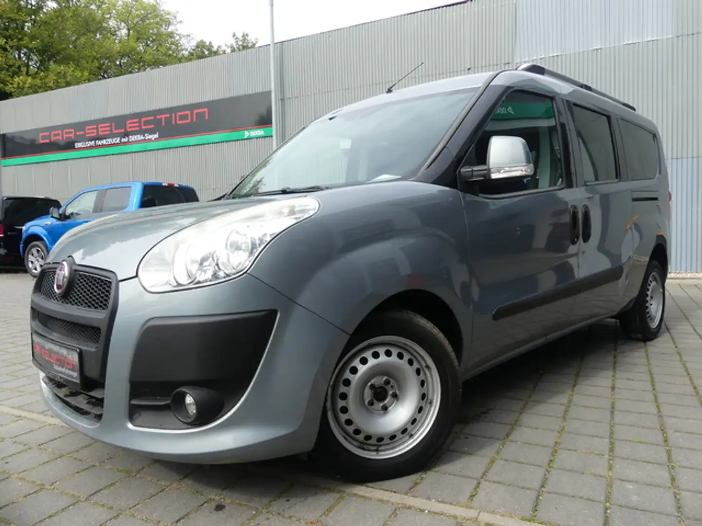 Fiat Doblo 1.6 JTDM SX Maxi Kombi 1.HAND/KLIMA/2xSCHIEBE Grau - 2