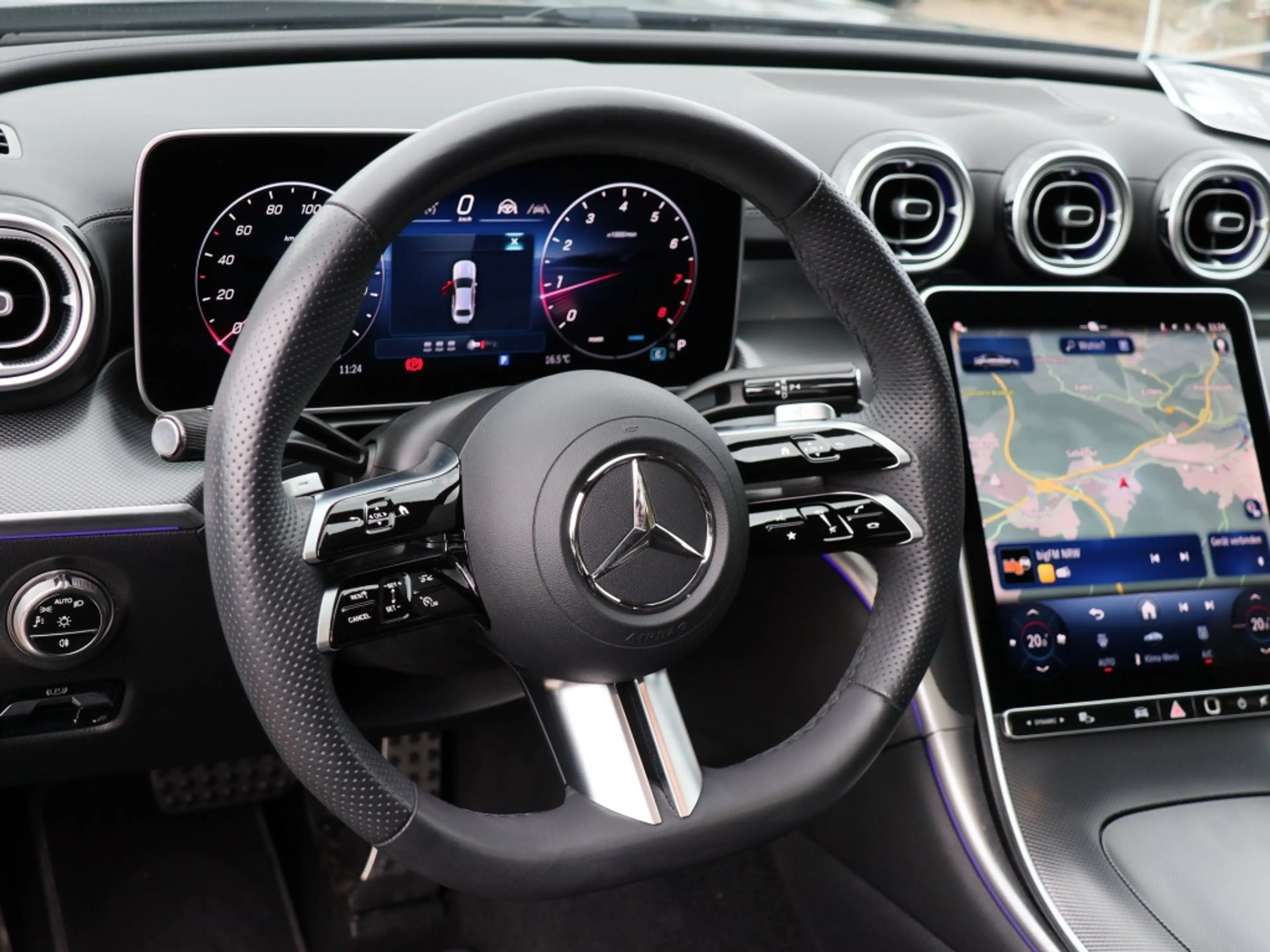 Mercedes-Benz C 180 AMG-Sport/Pano/AHK/360/Night/Memo/Distr — photo 9