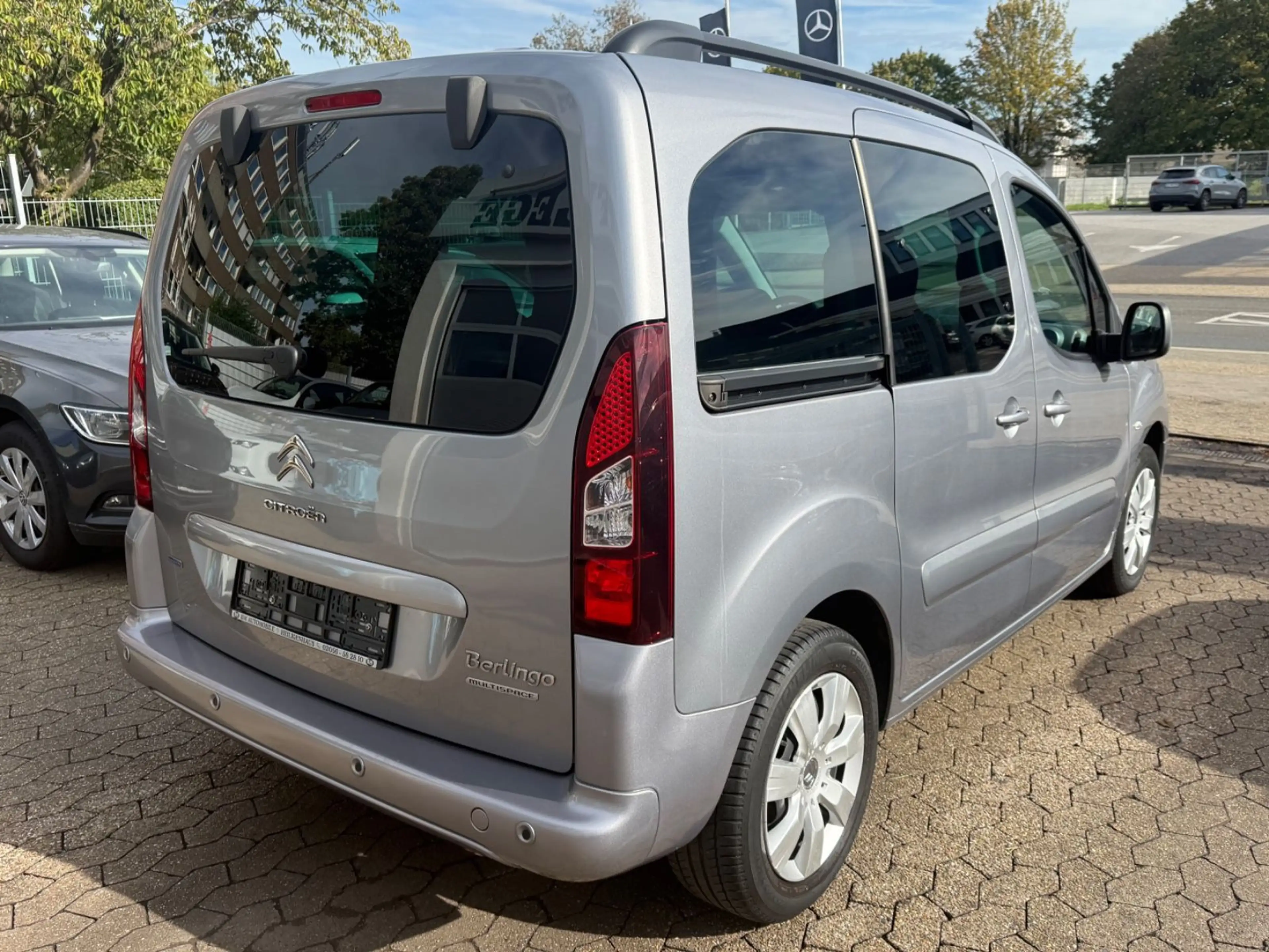 Citroen Berlingo Multi.Shine*Erst37.000Km*Navi*PDC*TOP — photo 7