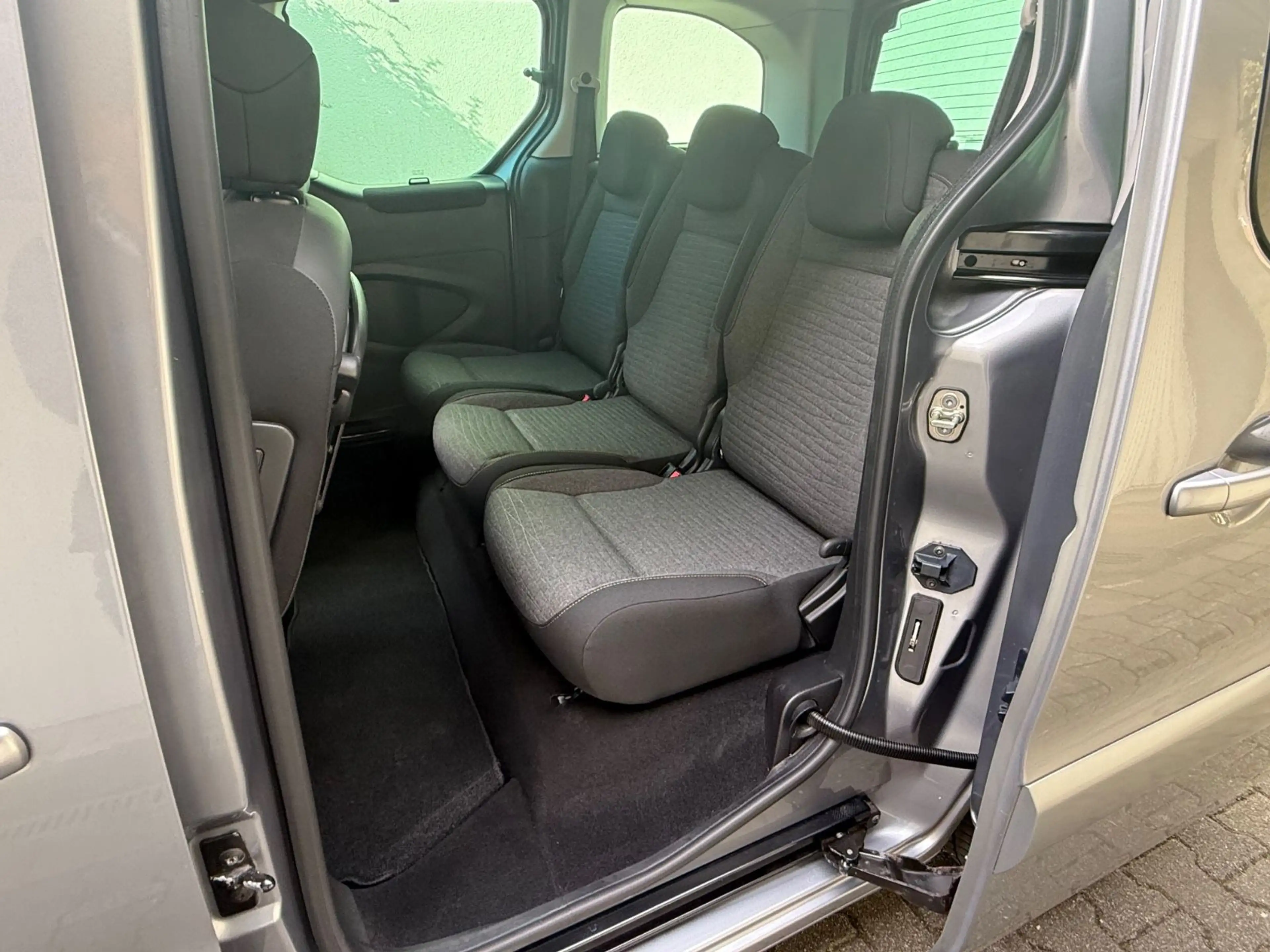 Citroen Berlingo Multi.Shine*Erst37.000Km*Navi*PDC*TOP — photo 14
