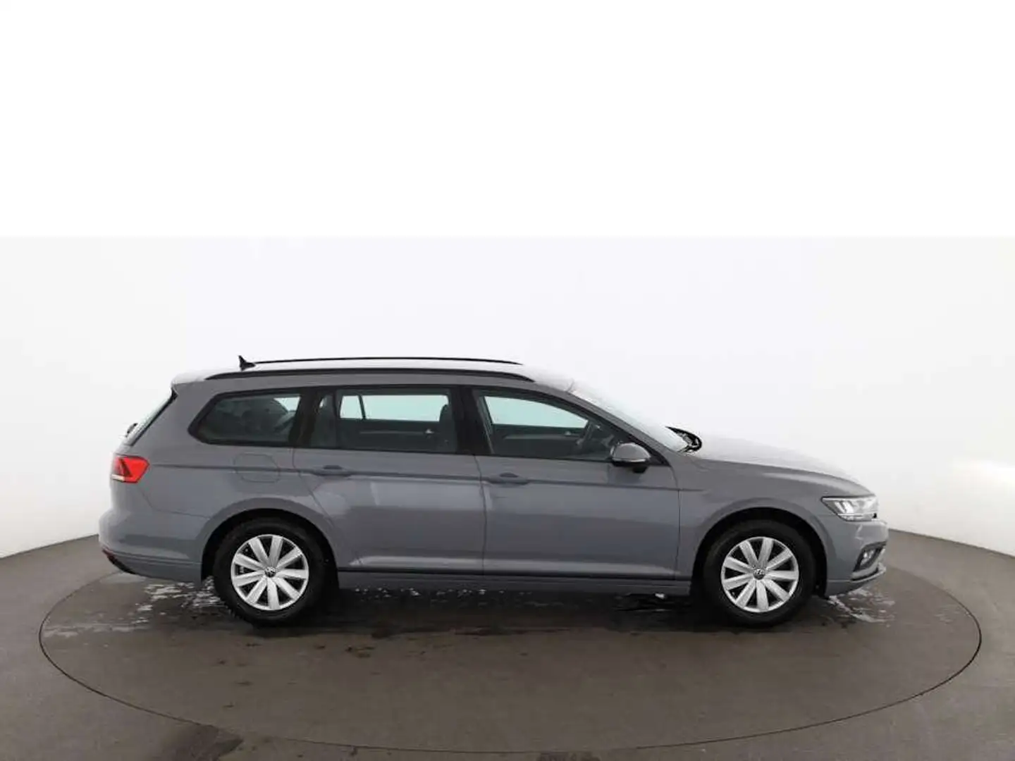 Volkswagen Passat Variant 2.0 TDI LED RADAR NAVI SITZHZG PDC Grau - 2
