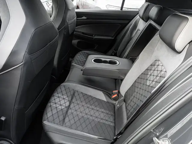 Volkswagen Golf view 15