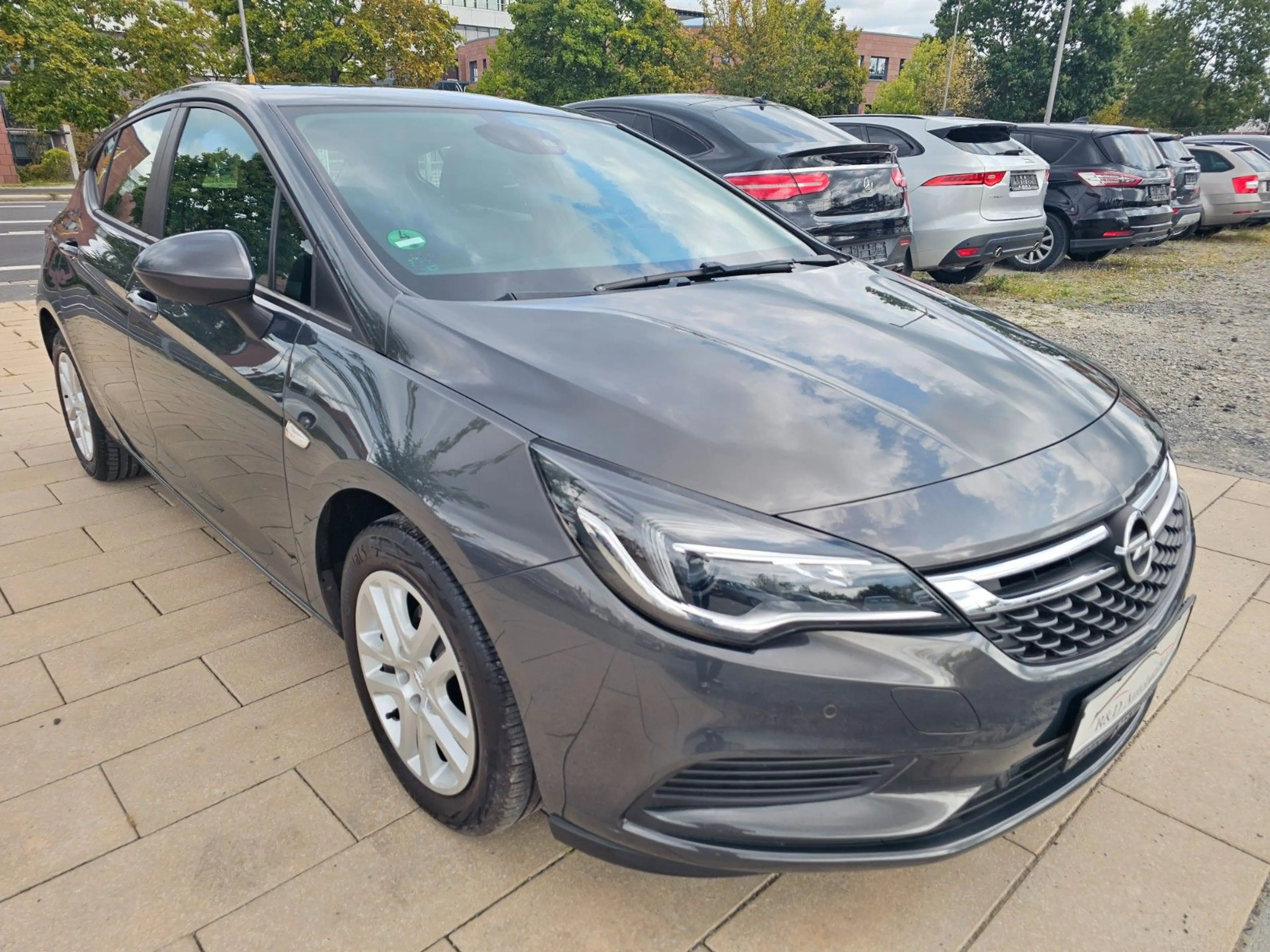 Opel Astra K Lim. 5-trg. Edition Start/Stop — photo 2