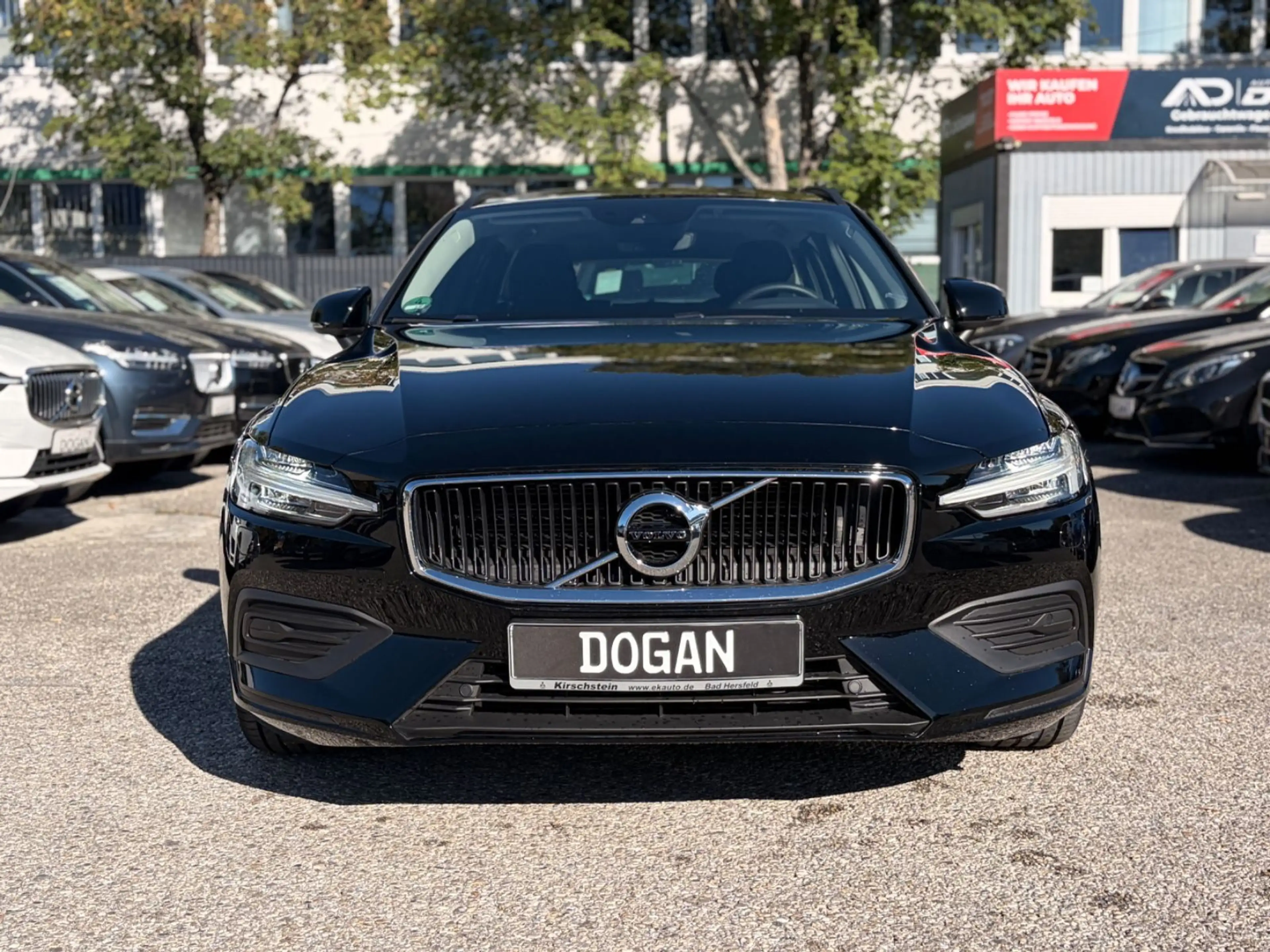 Volvo V60 B4 Kombi Core |Pilot-Assyst |Keyless |11tkm! — photo 2