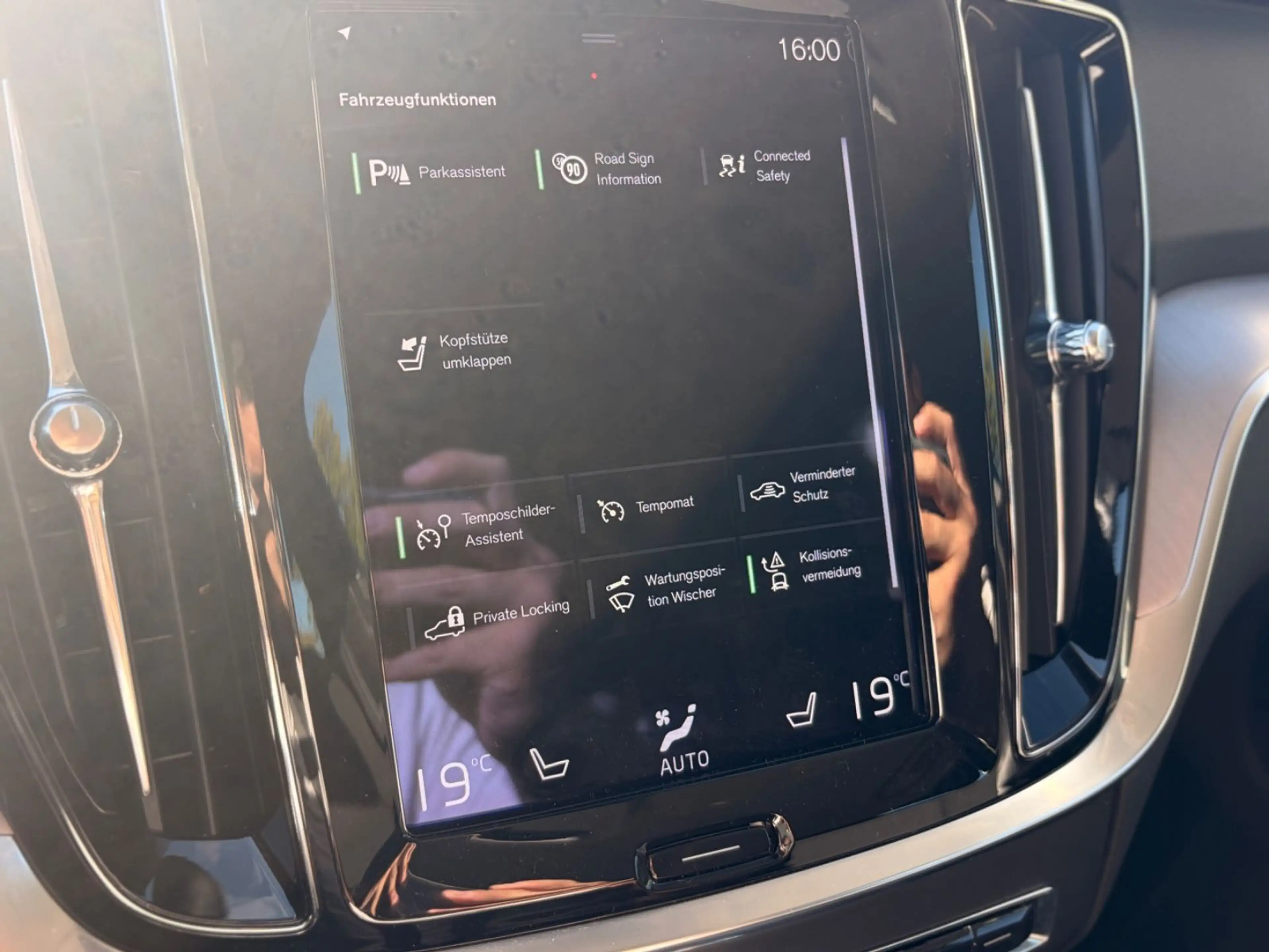 Volvo V60 B4 Kombi Core |Pilot-Assyst |Keyless |11tkm! — photo 13