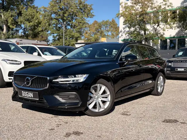 Volvo V60 B4 Kombi Core |Pilot Assyst |Keyless |11tkm!