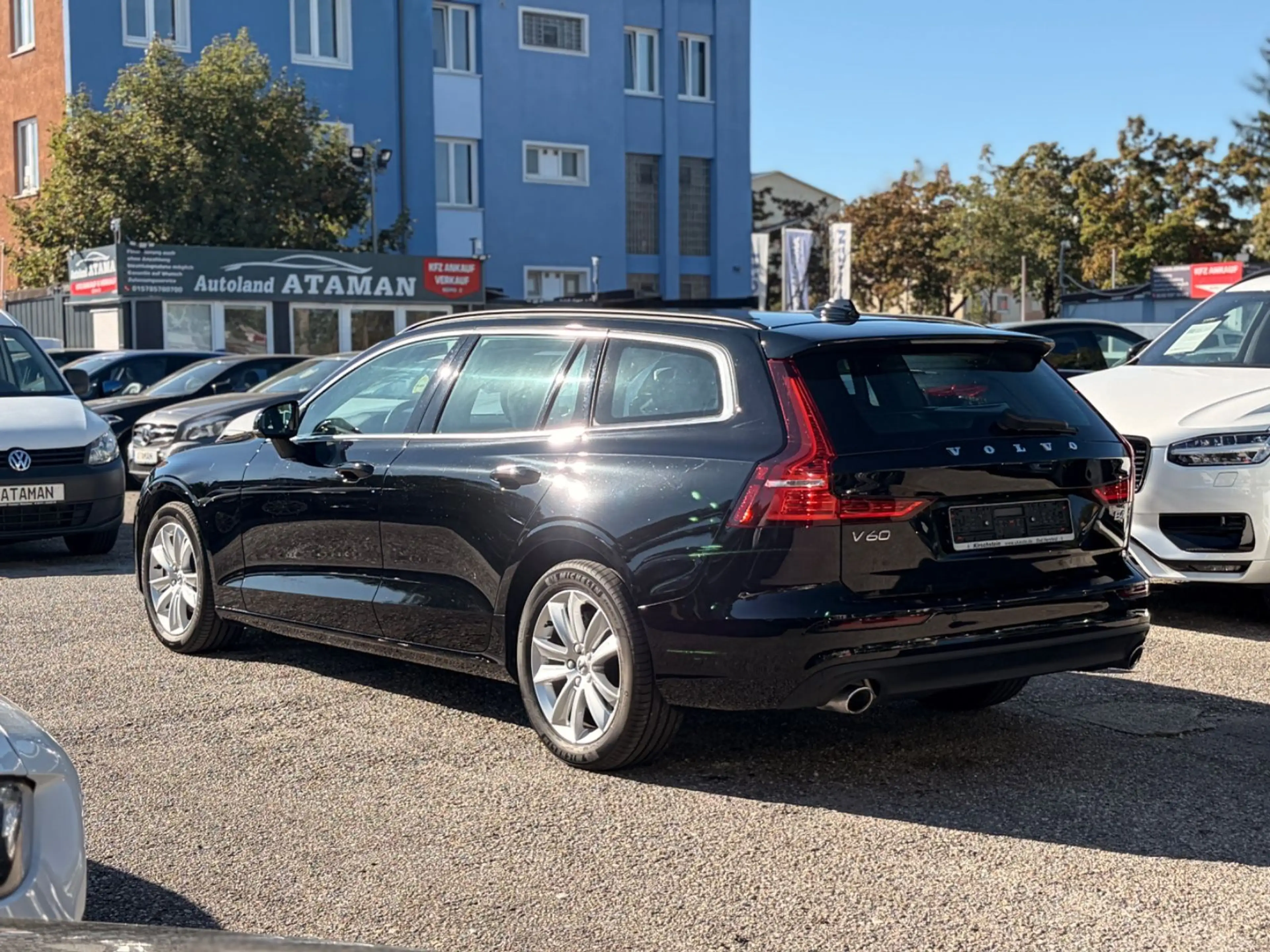 Volvo V60 B4 Kombi Core |Pilot-Assyst |Keyless |11tkm! — photo 6