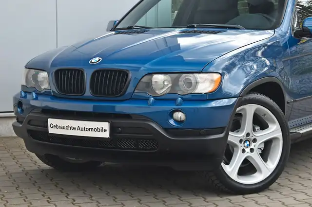 BMW X5 4.4i *IS Sportpaket/Komfortsitze! AHK! 20"*