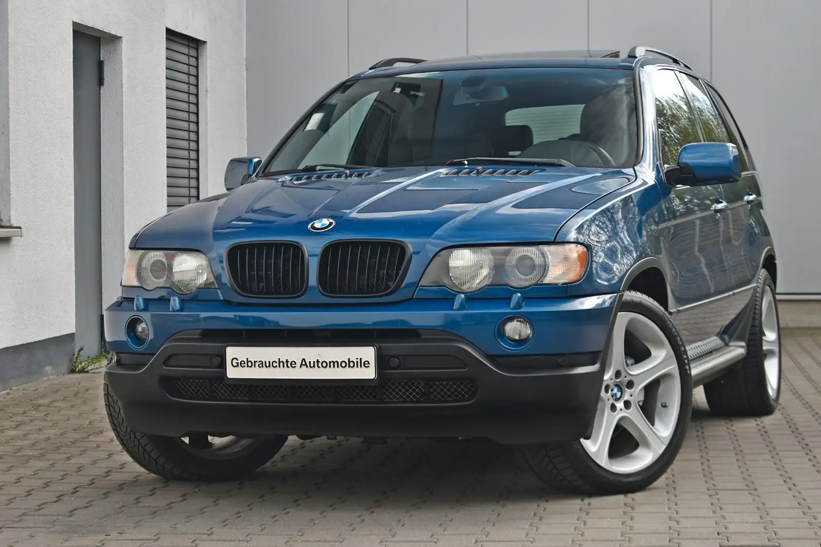 BMW X5 4.4i *IS Sportpaket/Komfortsitze! AHK! 20"* Bleu - 2