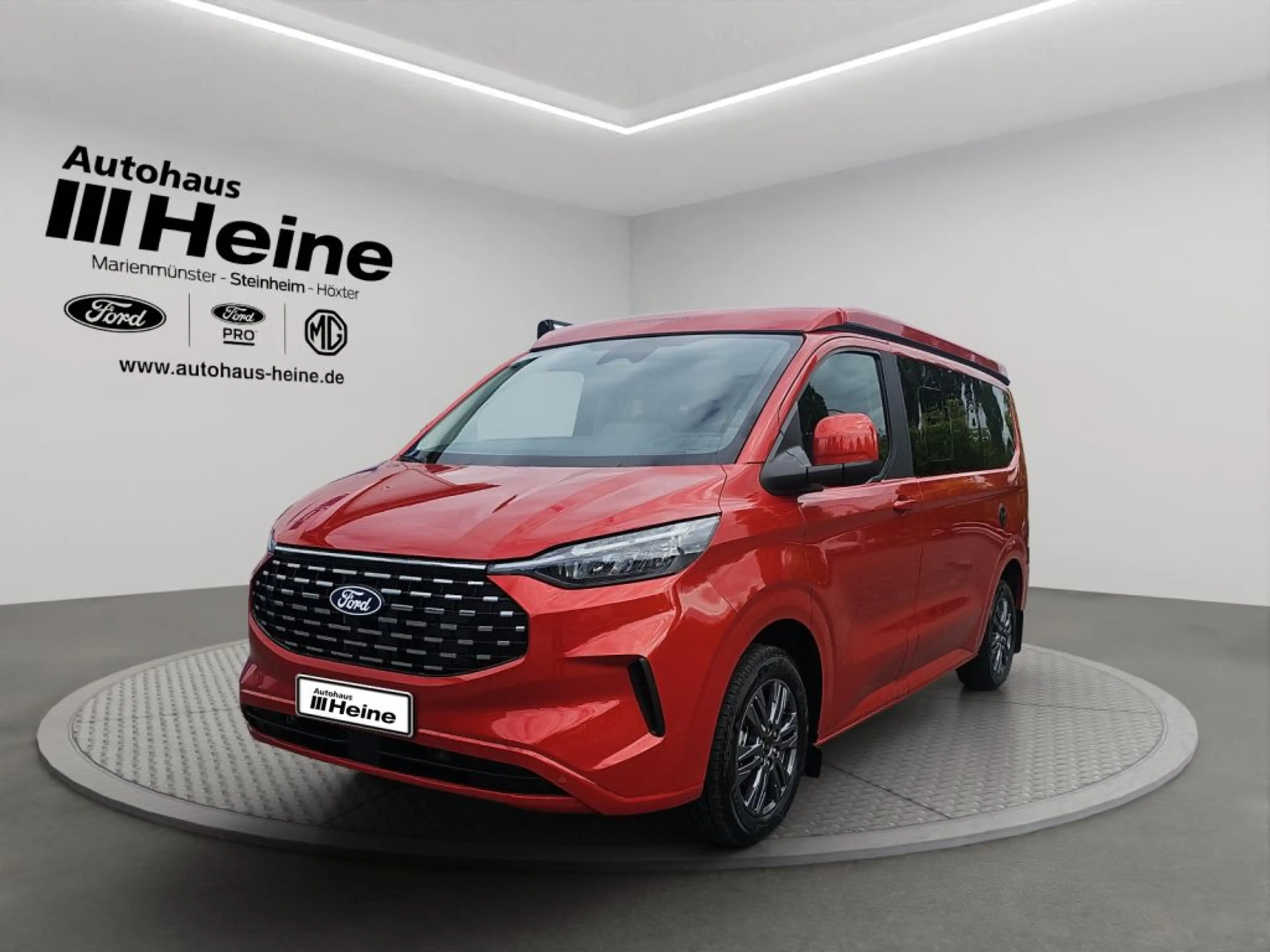 Ford Nugget 320 L1 VA Titanium