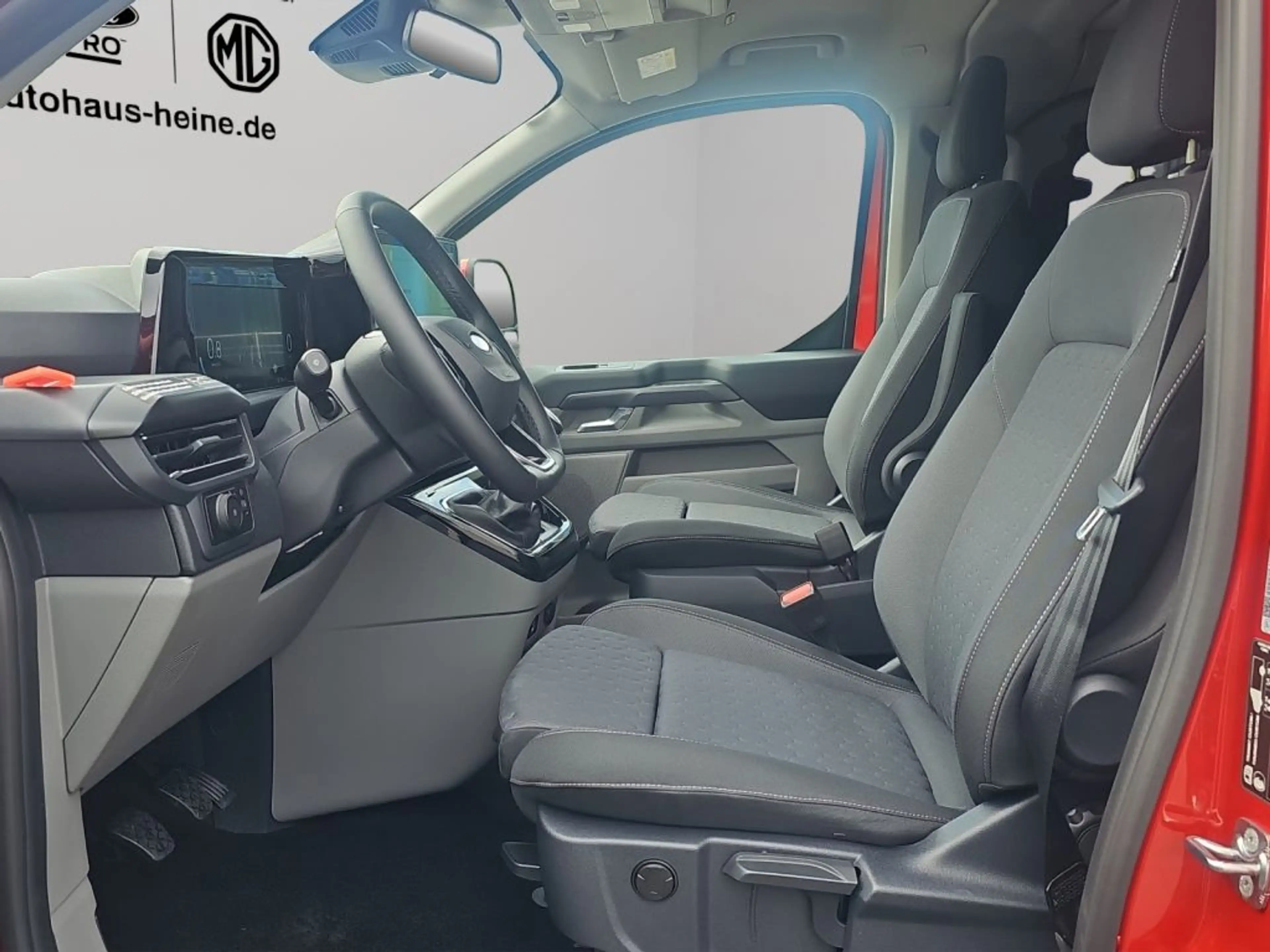 Ford Nugget 320 L1 VA Titanium — photo 9