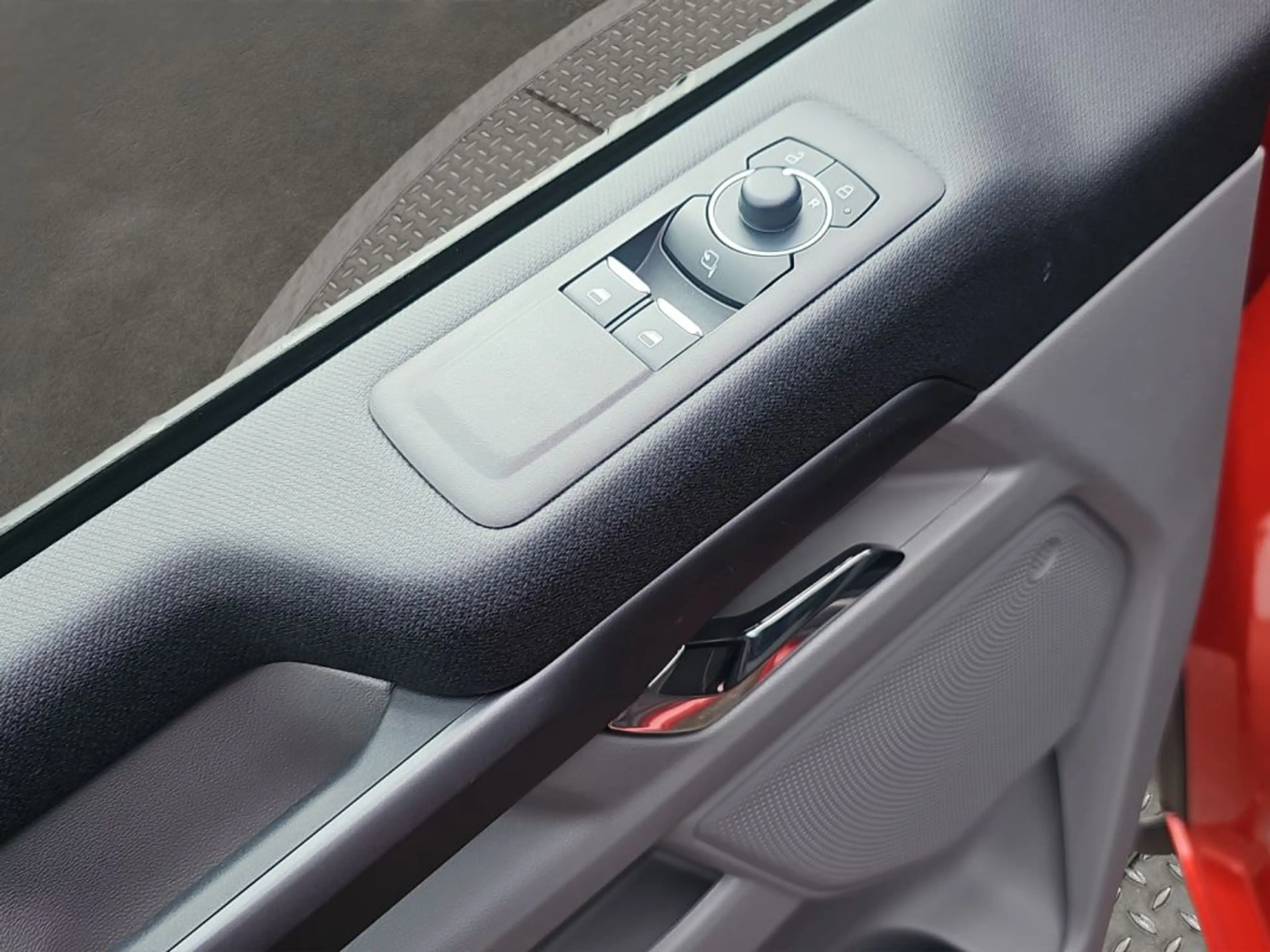 Ford Nugget 320 L1 VA Titanium — photo 10