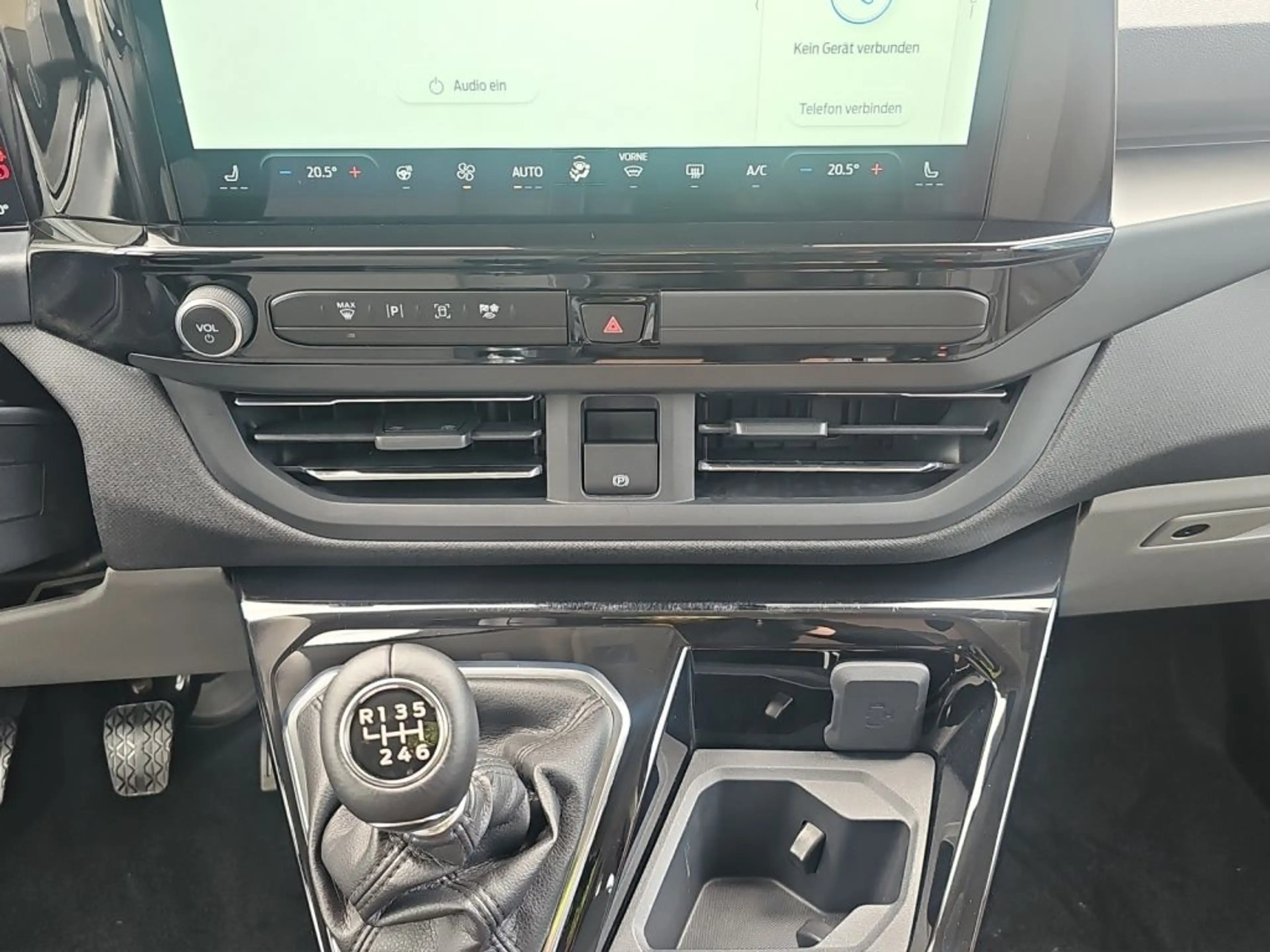 Ford Nugget 320 L1 VA Titanium — photo 13