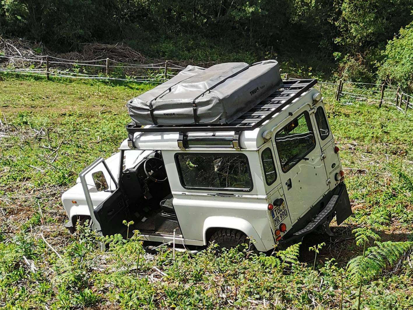 Land Rover Defender Defender 90 2.5Td5 Techo Lona E - foto 1