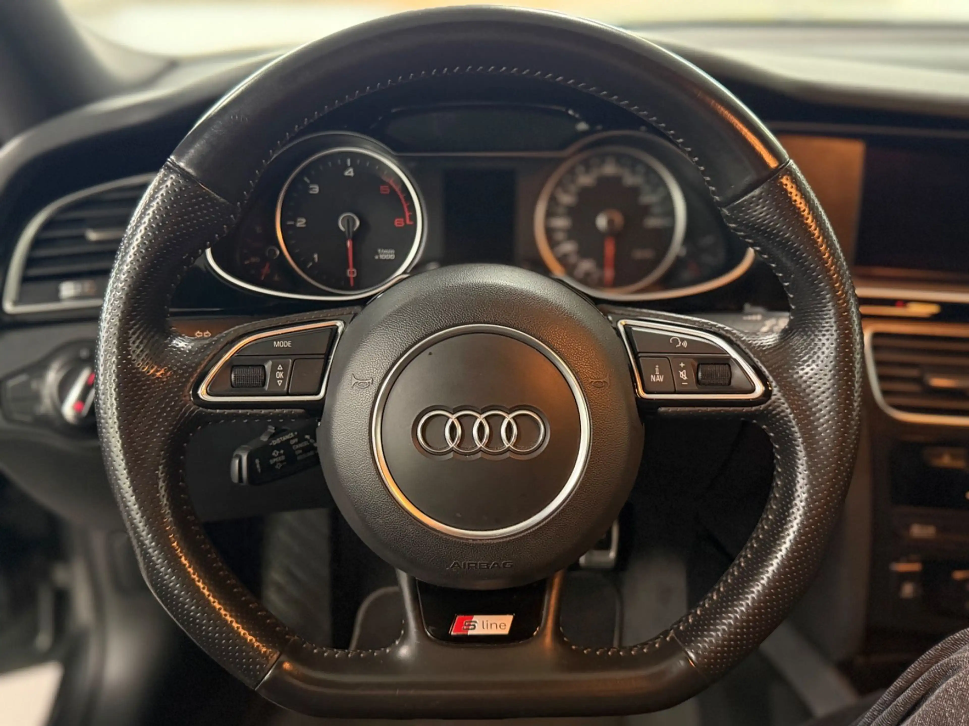 Audi A4 Avant S line Sportpaket / S-Heft / 2.Hand — photo 13