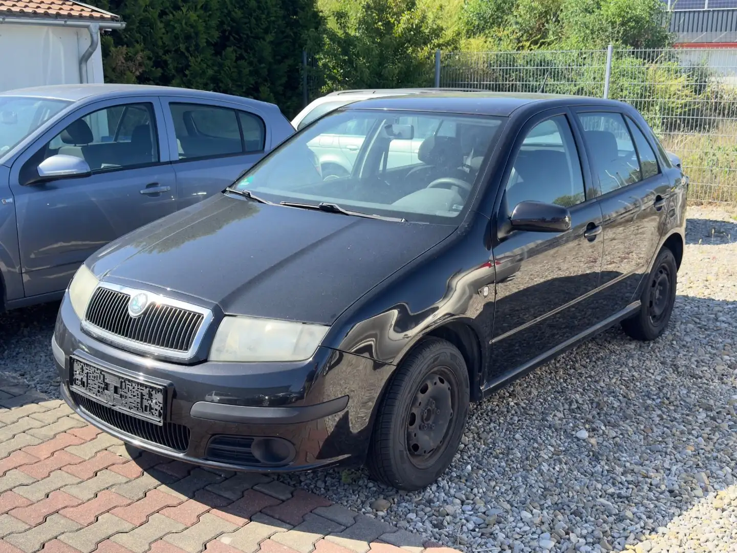 Skoda Fabia Cool Edition Enjoy TÜV bis 09/2025 Schwarz - 2