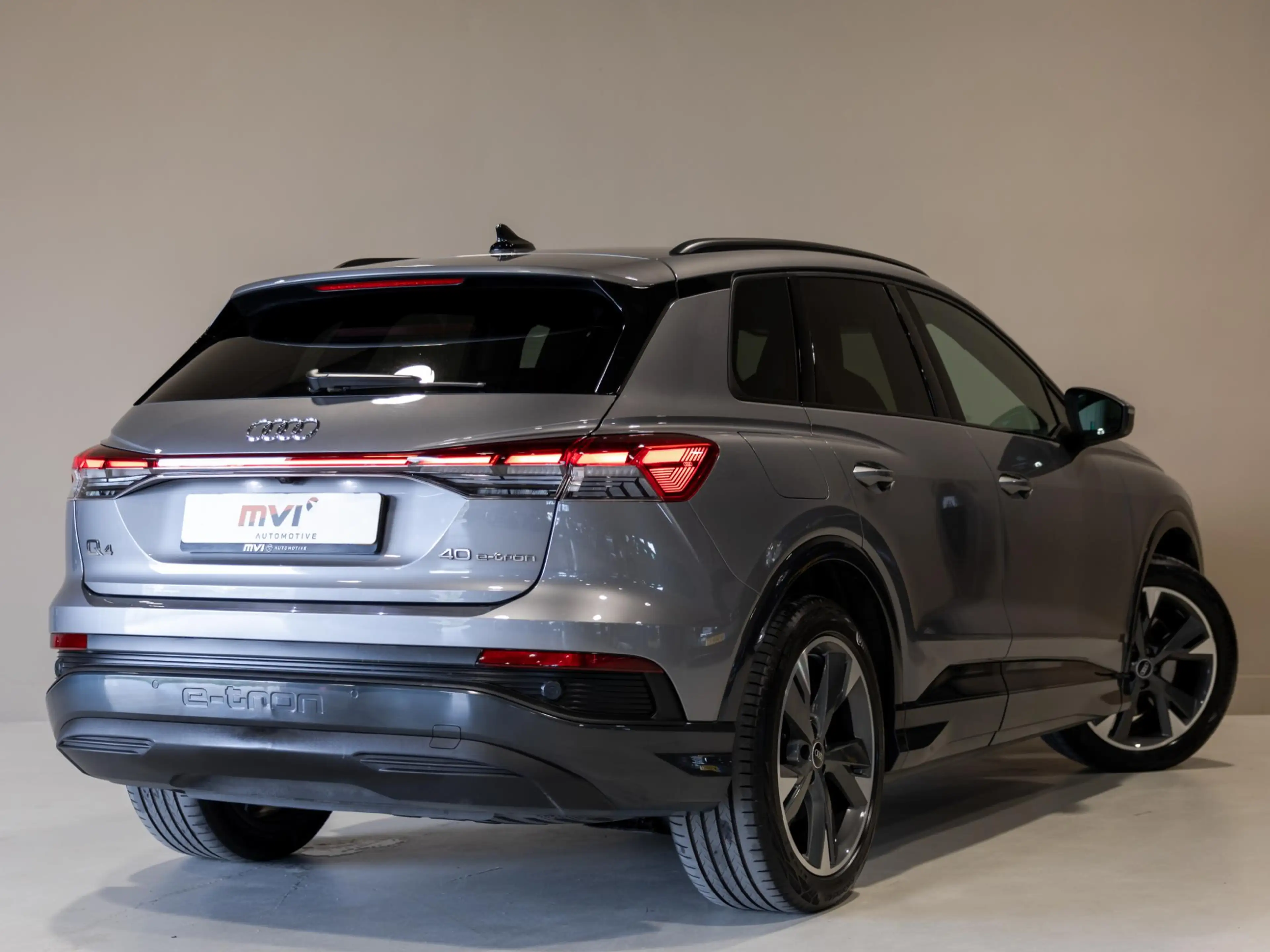Audi Q4 e-tron 40 Launch edition Advanced Plus 77 kWh / 204pk / P — photo 2