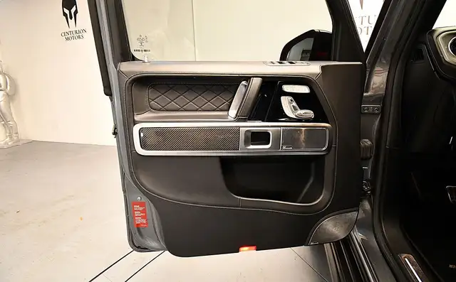 Mercedes-Benz G-Class view 13