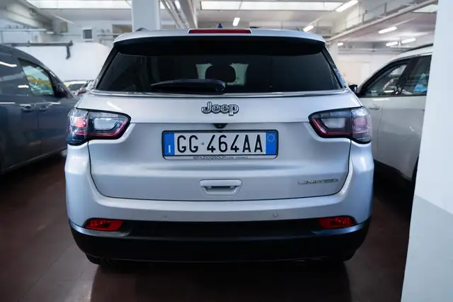 Jeep Compass view 5