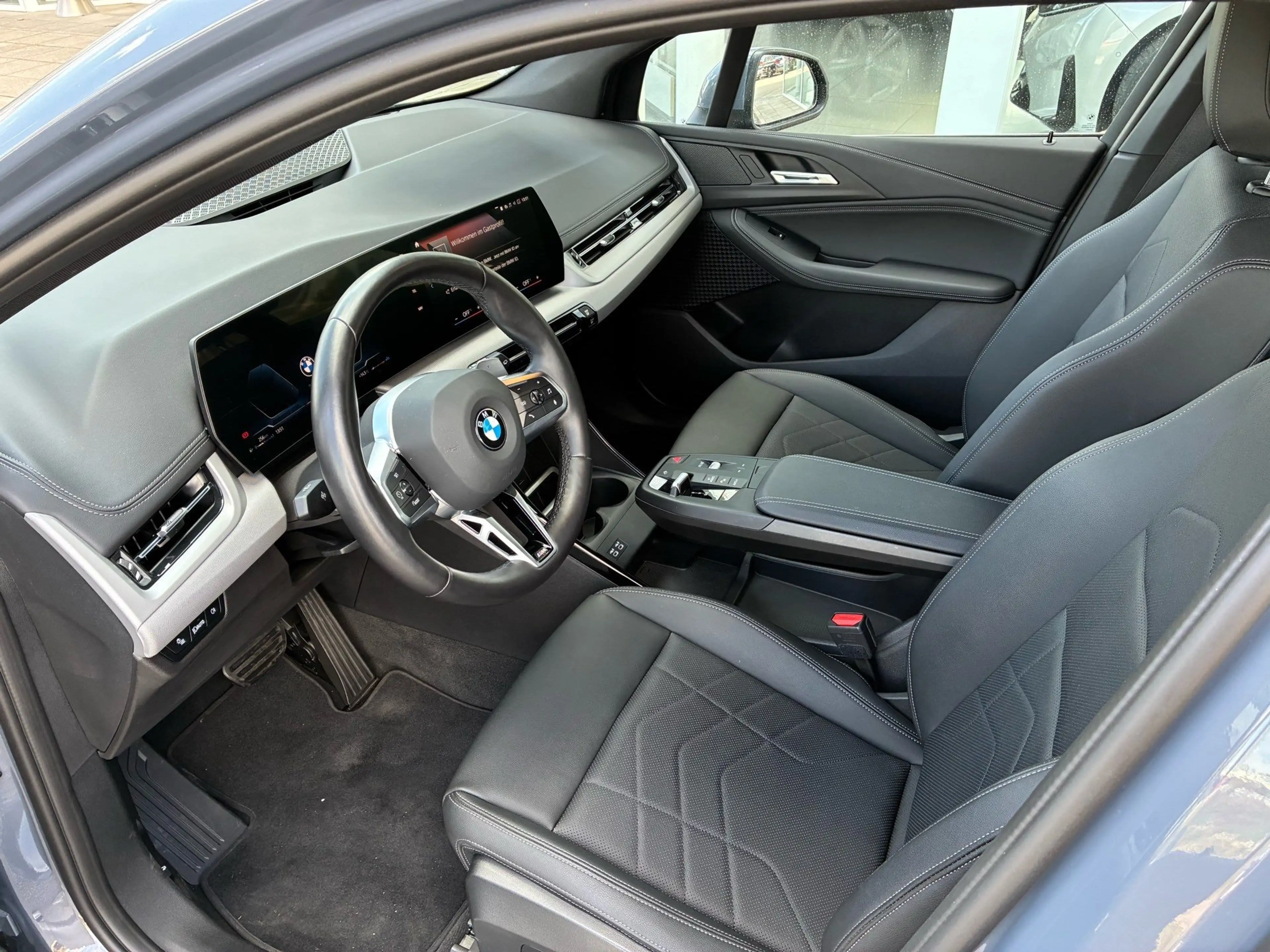 BMW 223 i xDrive Active Tourer Lenkradheizung Parking Assi — photo 9