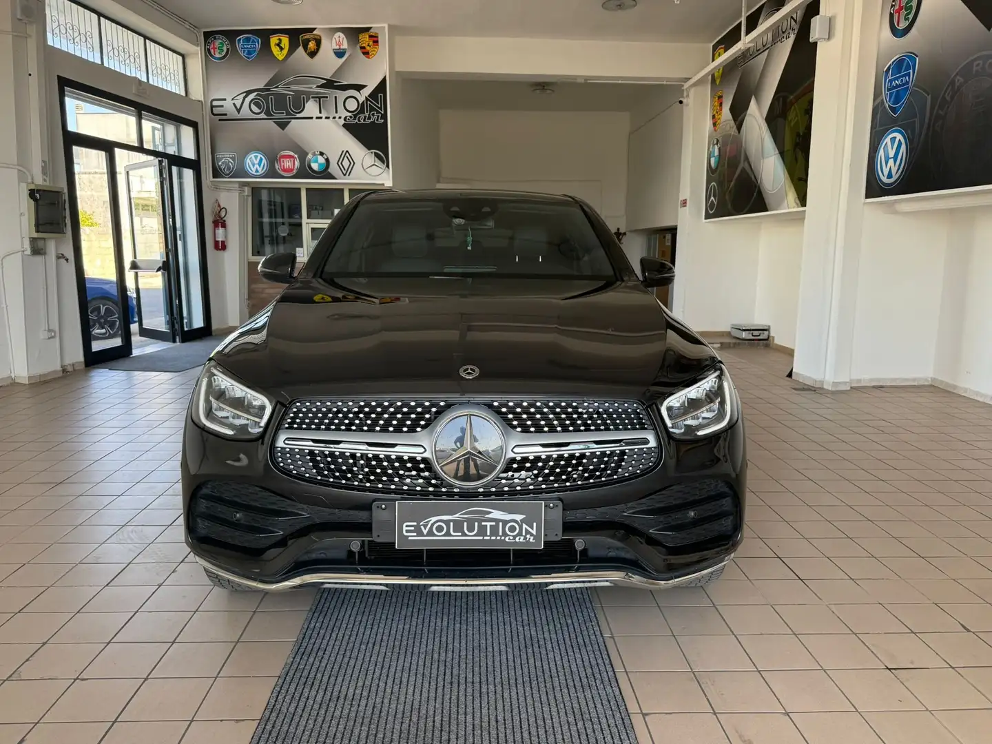 Mercedes-Benz GLC 220 GLC Coupe - C253 2019 Coupe d Premium P4matic auto Zwart - 1