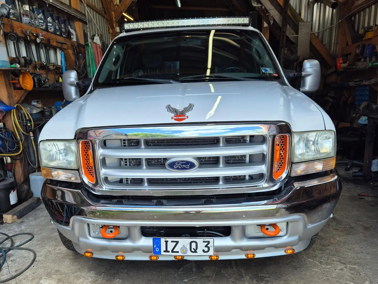Ford F 250 7,3L Pover Stroke Weiß - 1